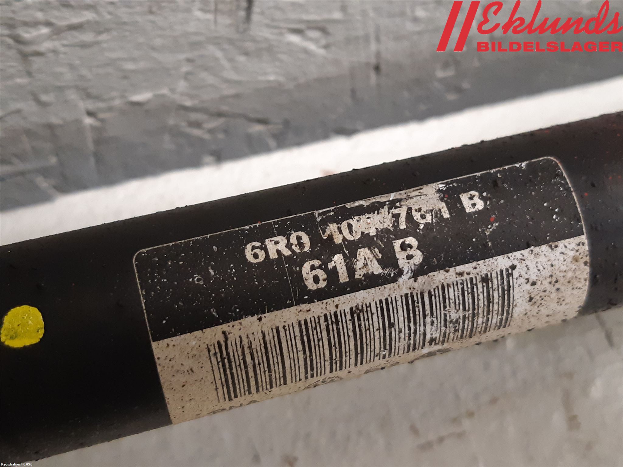 Volkswagen VW POLO 10-17 Drivaxel Fram Vänster