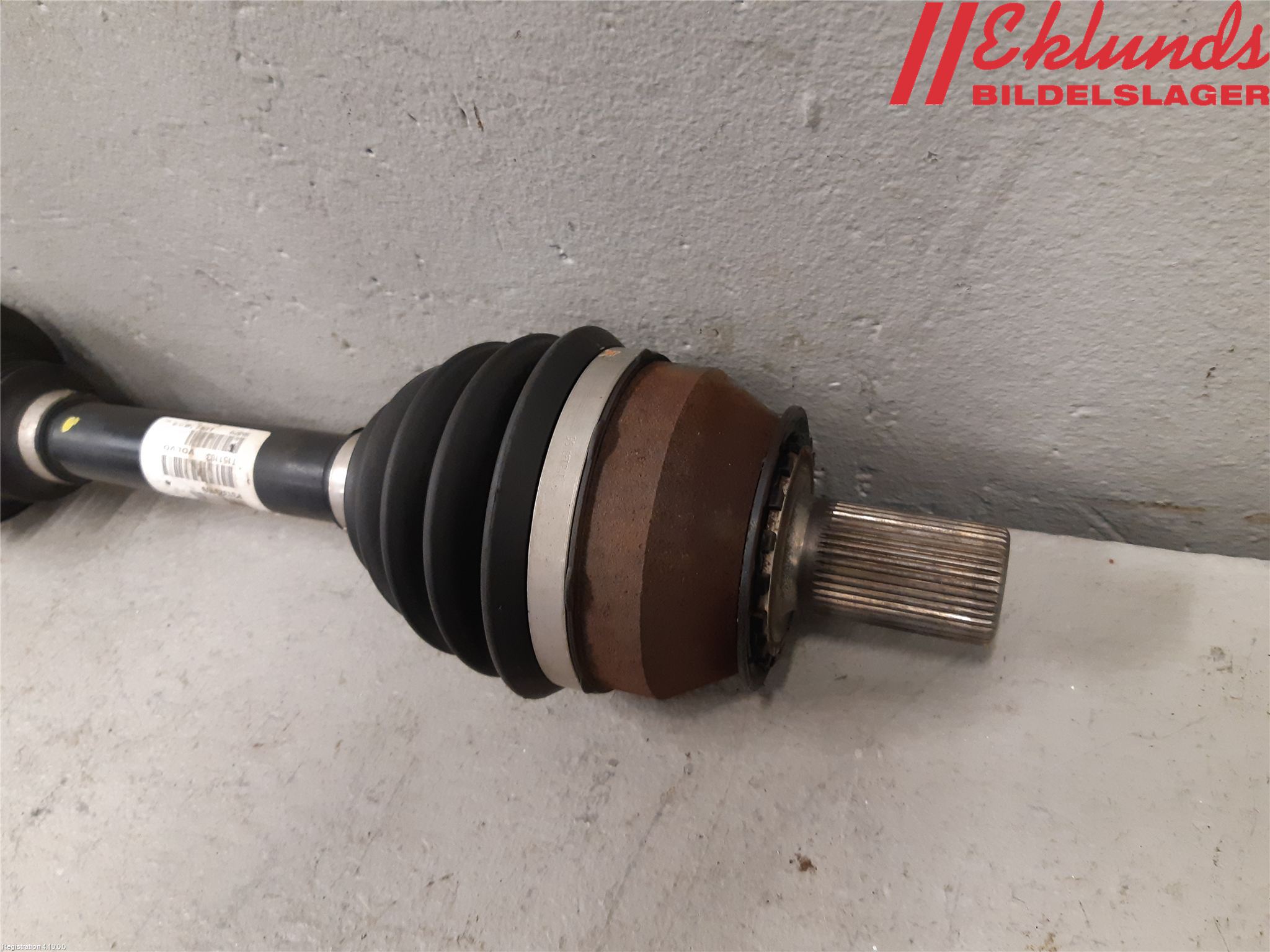 Volvo V70 14-16 Drivaxel Fram Höger