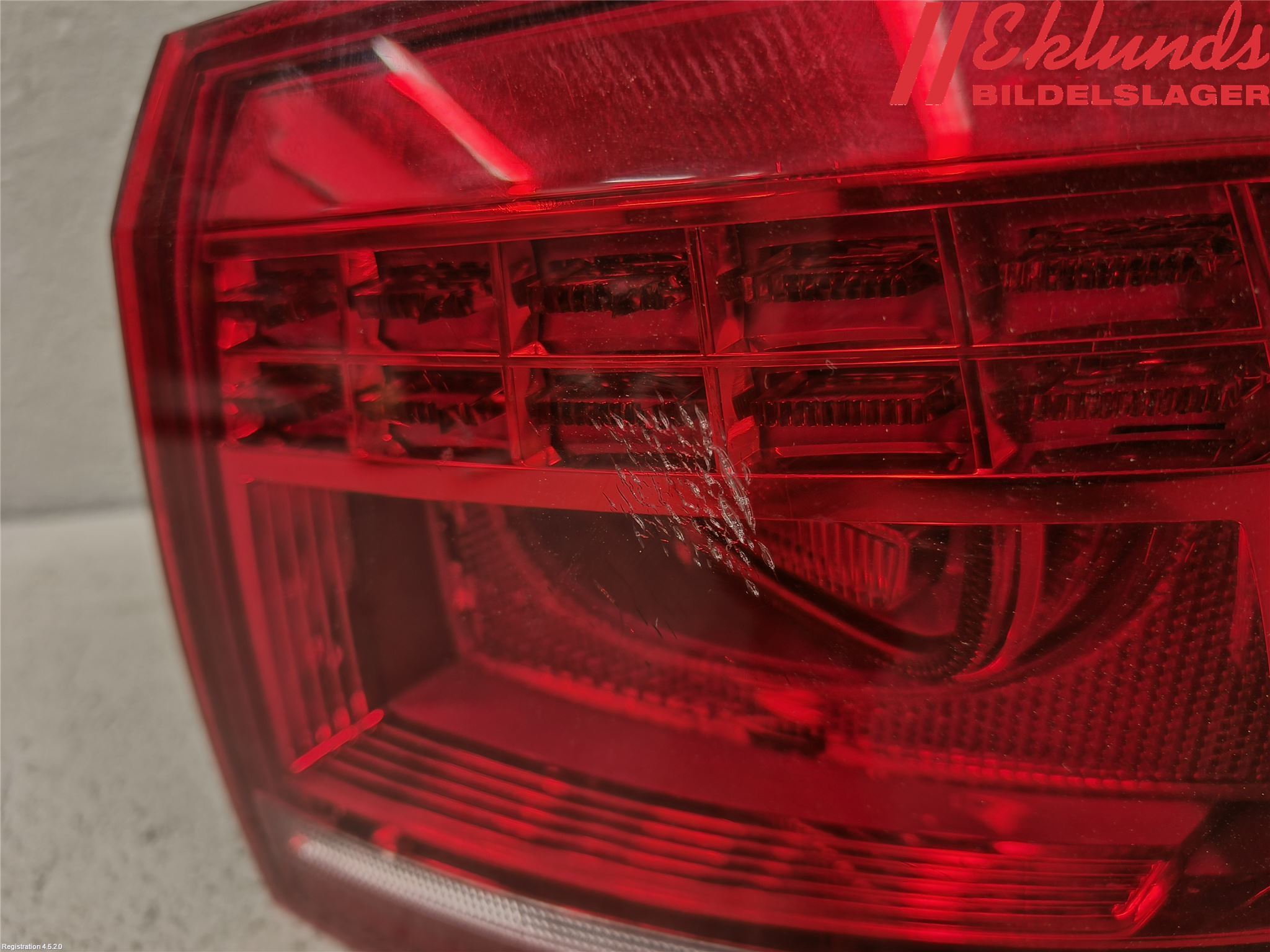 Volkswagen VW PASSAT 11-14 Bakljus Höger