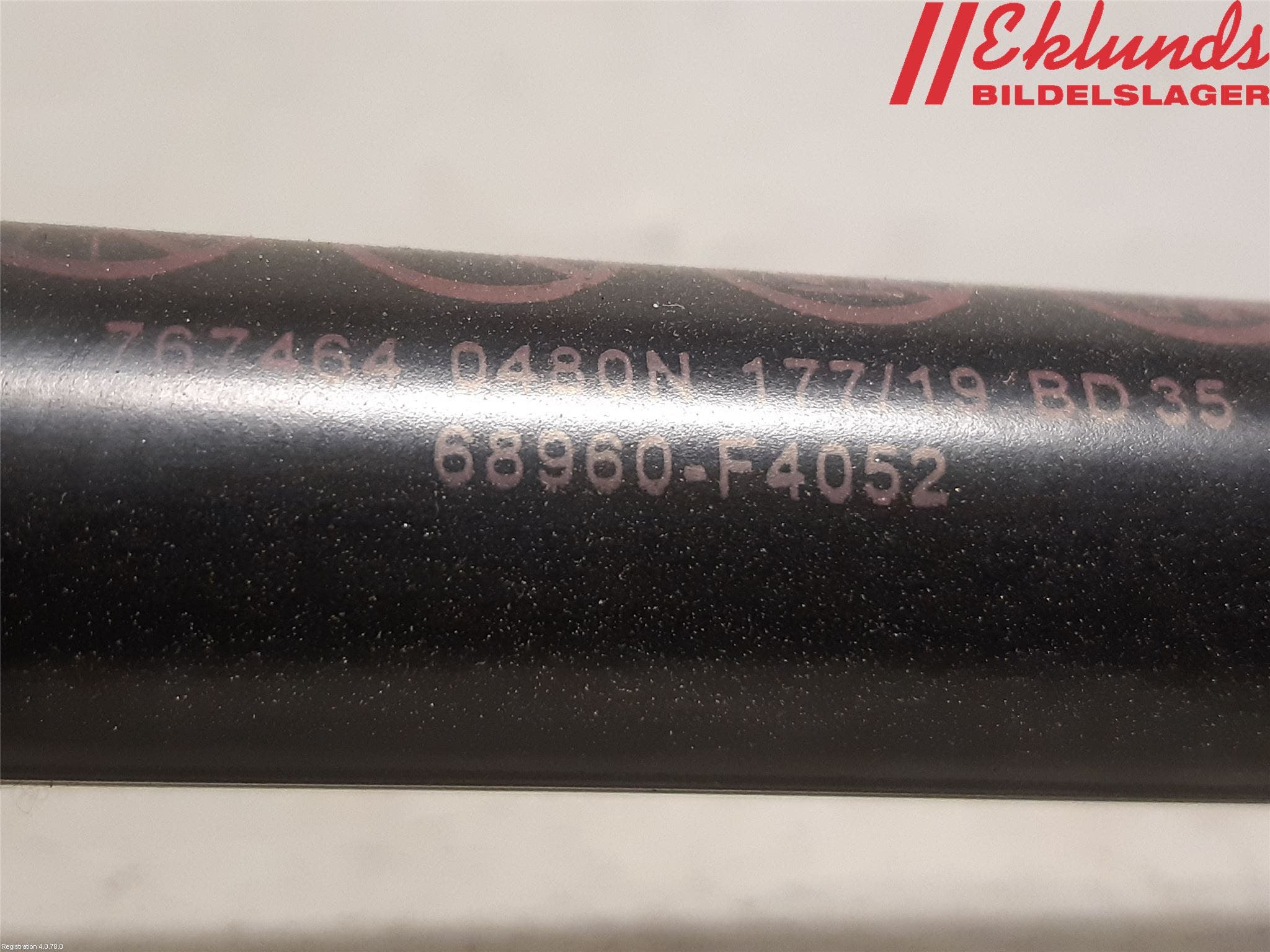 Toyota C-HR 16-23 Gasfjäder Baklucka