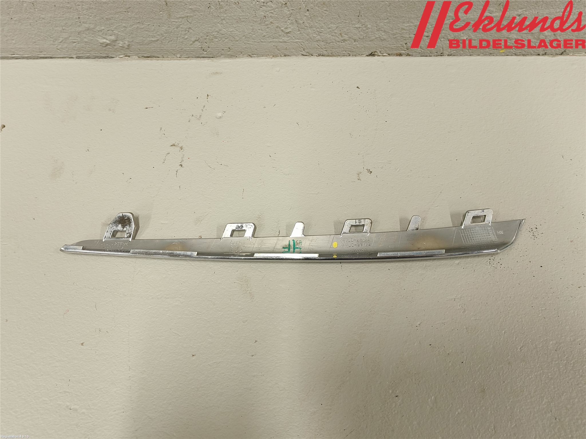 Toyota VERSO 09-18 Stötfångarlist Fram