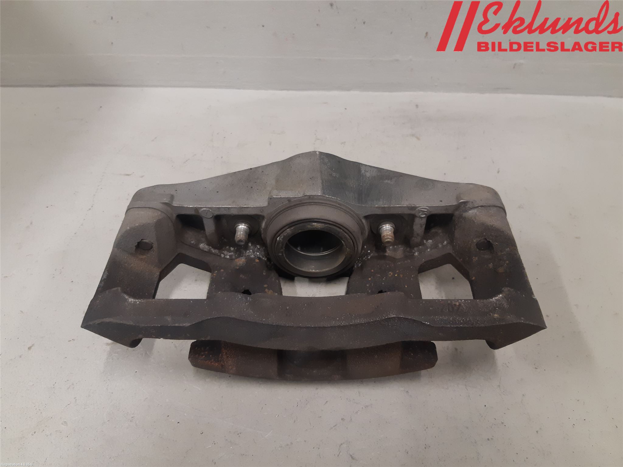 Volvo V40 12-19 Bromsok Fram Vänster