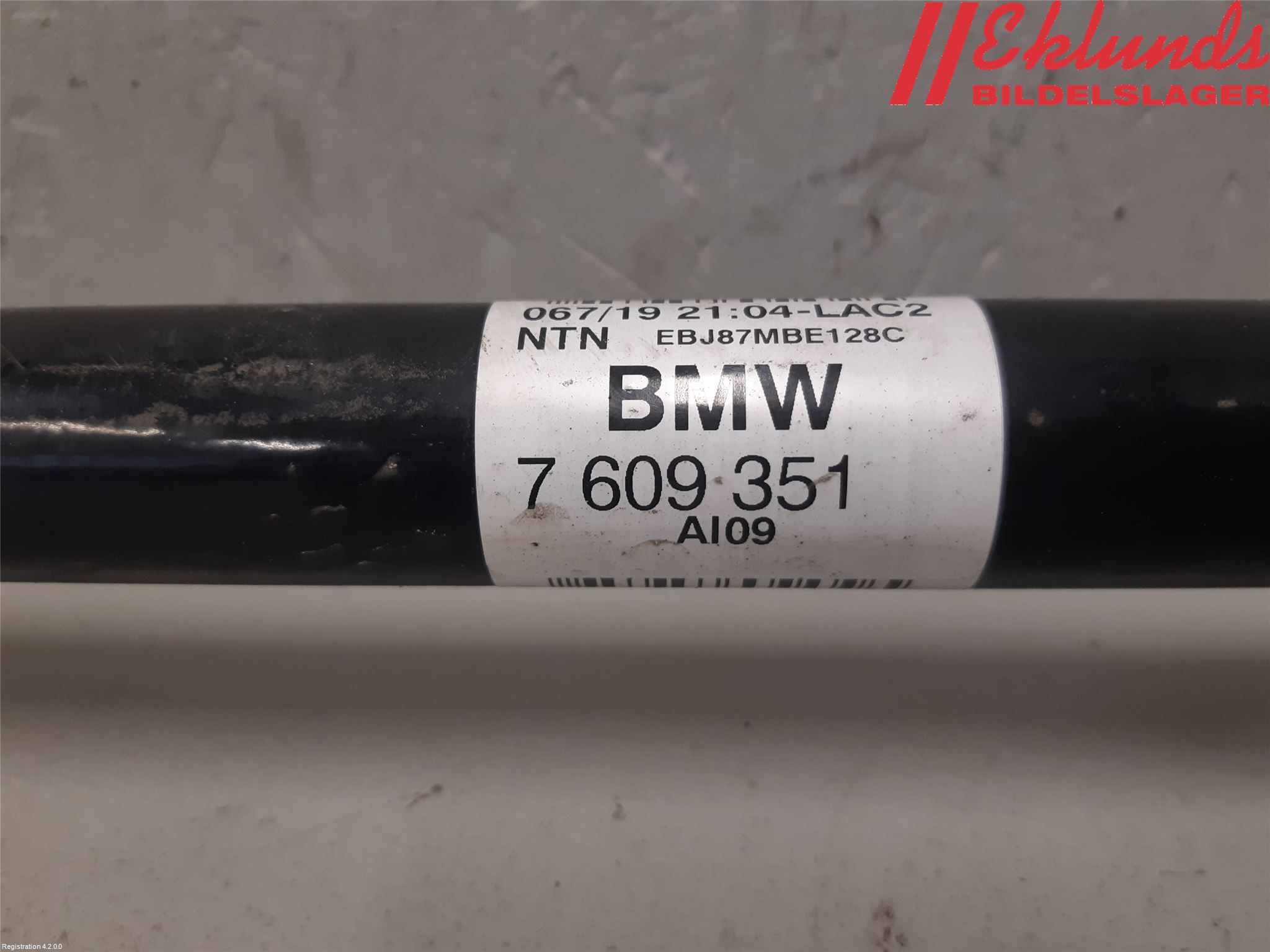BMW 1 F20/F21 11-19 Drivaxel Bak Vänster