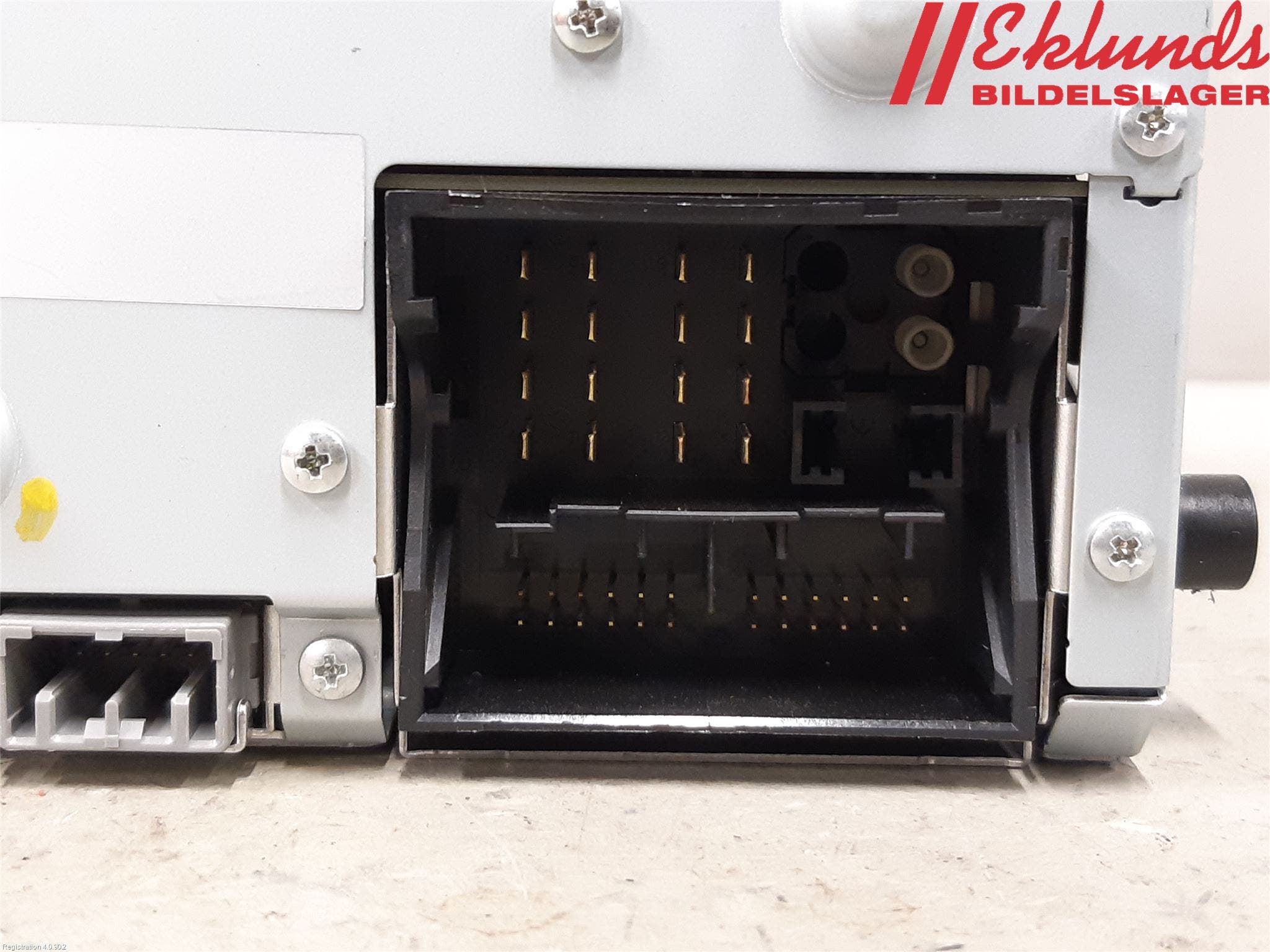 Volvo V60 CROSS COUNTRY 16-18 Cd Radio - Multimediapanel