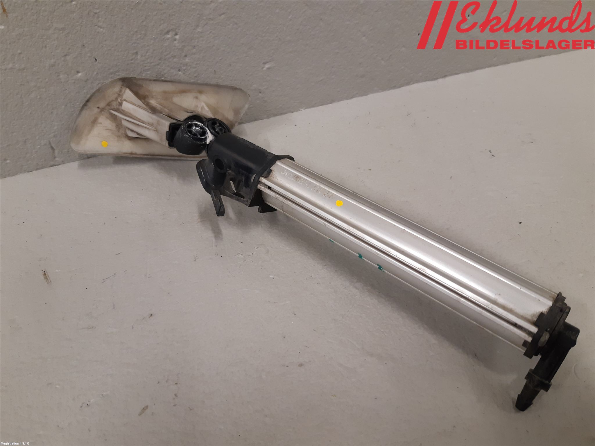 Ford C-MAX II  11-14 Spolarpump Högtryck