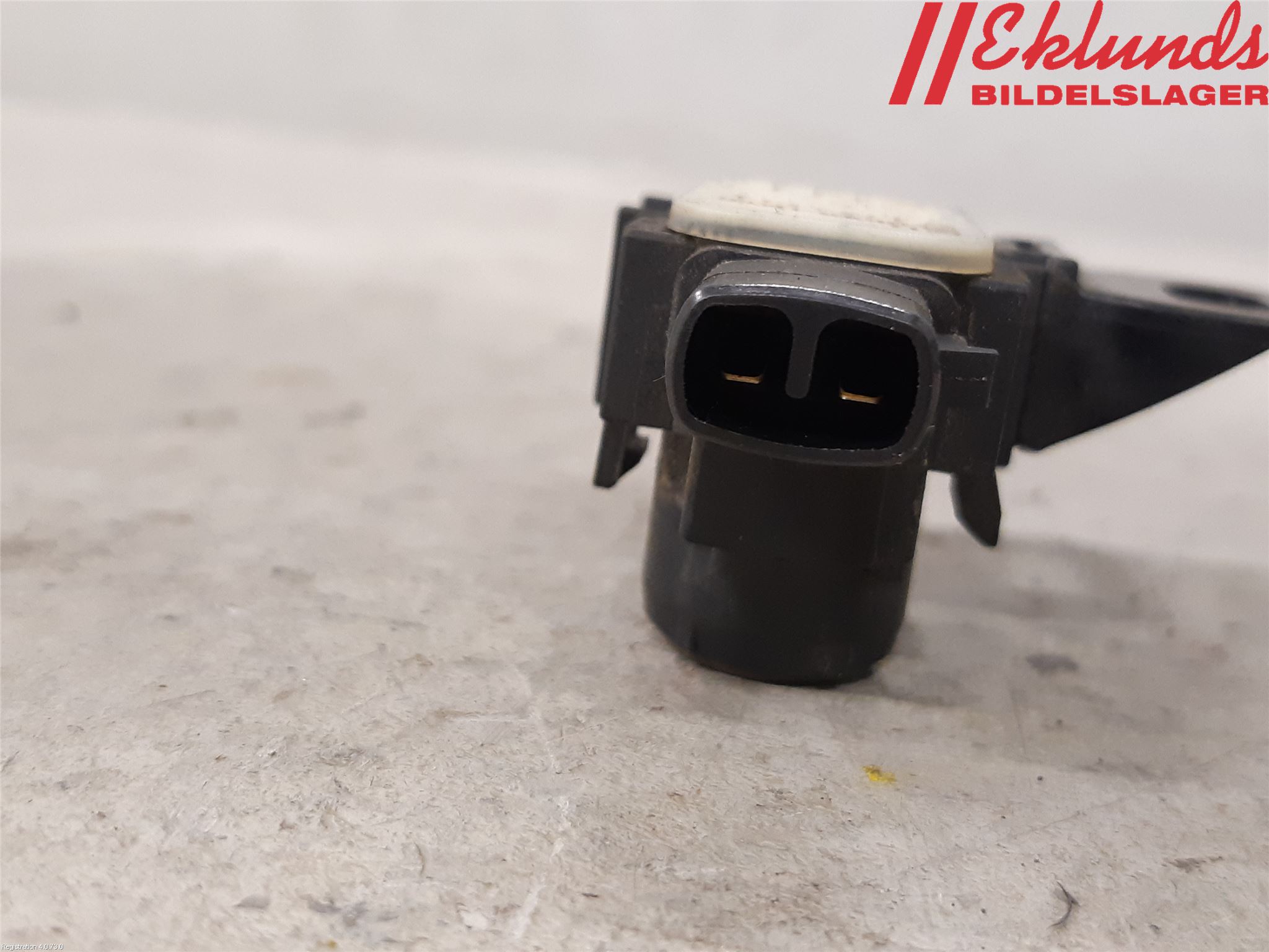 Toyota VERSO 09-18 Parkeringshjälp Frontsensor