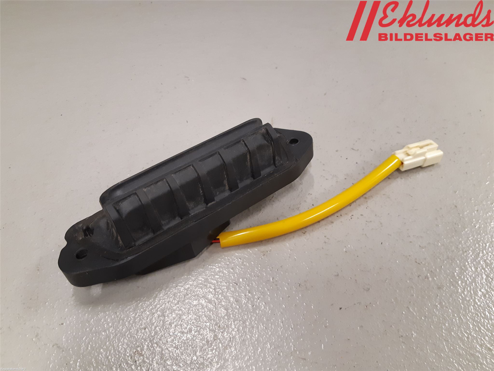 Mitsubishi OUTLANDER 13-21 Bakluckehandtag