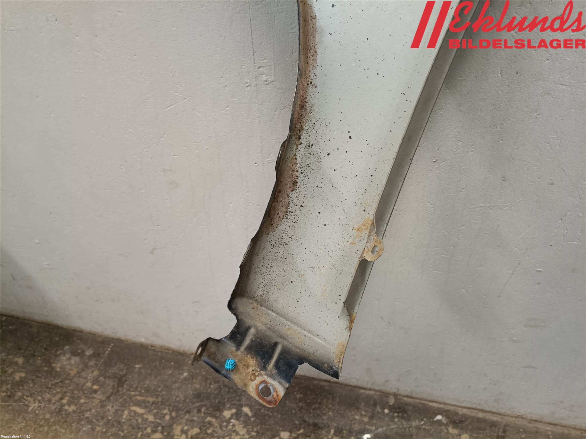 Mitsubishi OUTLANDER 13-21 Skärm Fram Höger