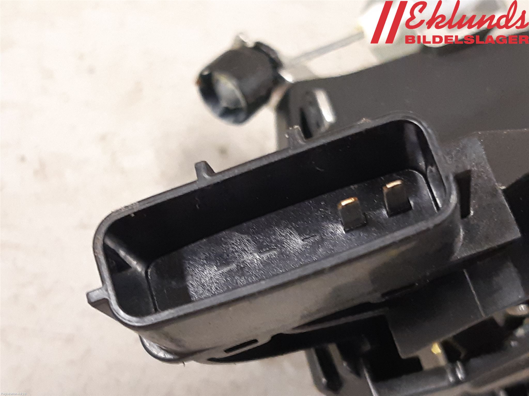 Nissan LEAF 18- Låskista-Dörrlås