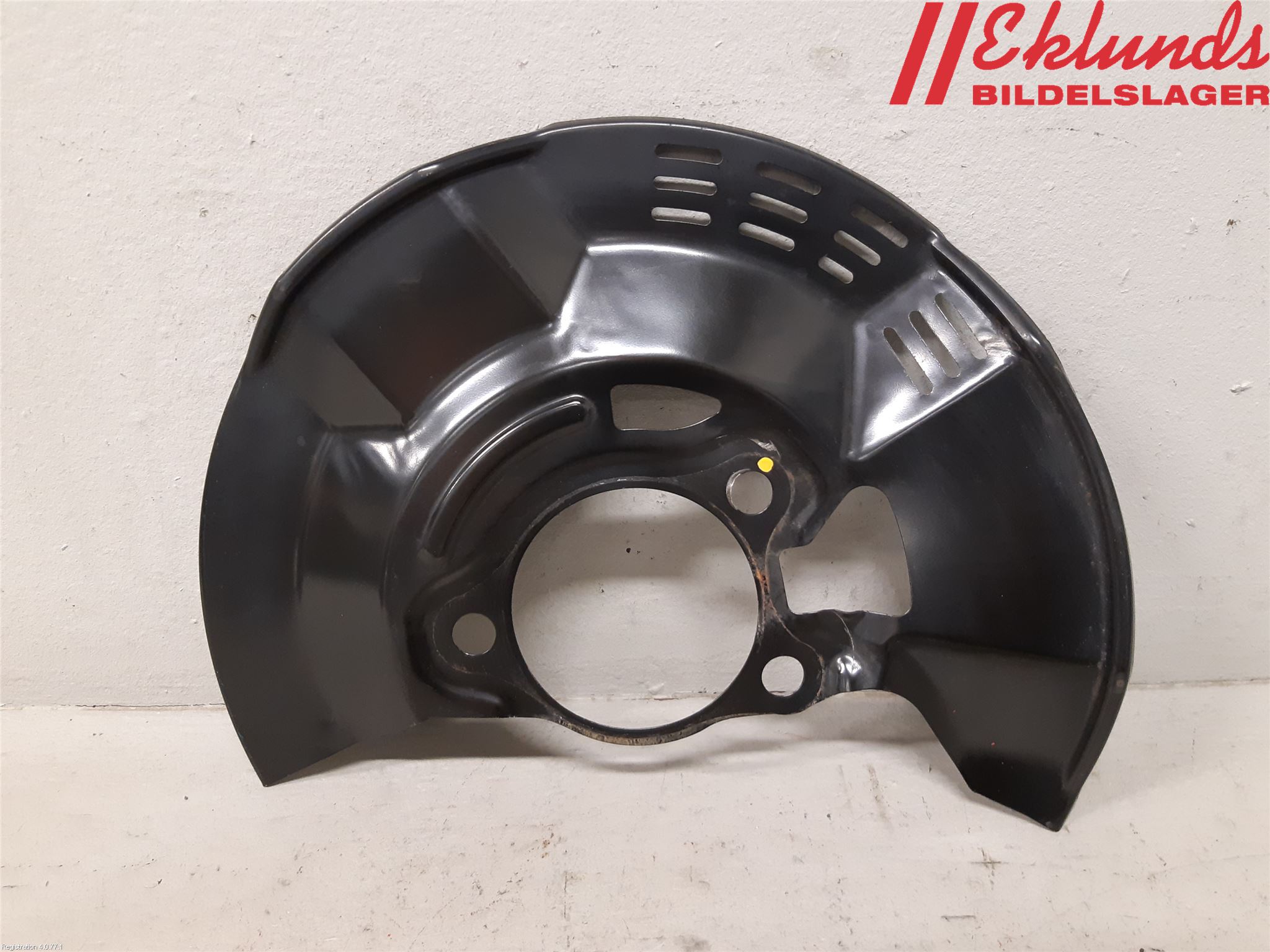 Toyota COROLLA 19- Bromssköld Fram