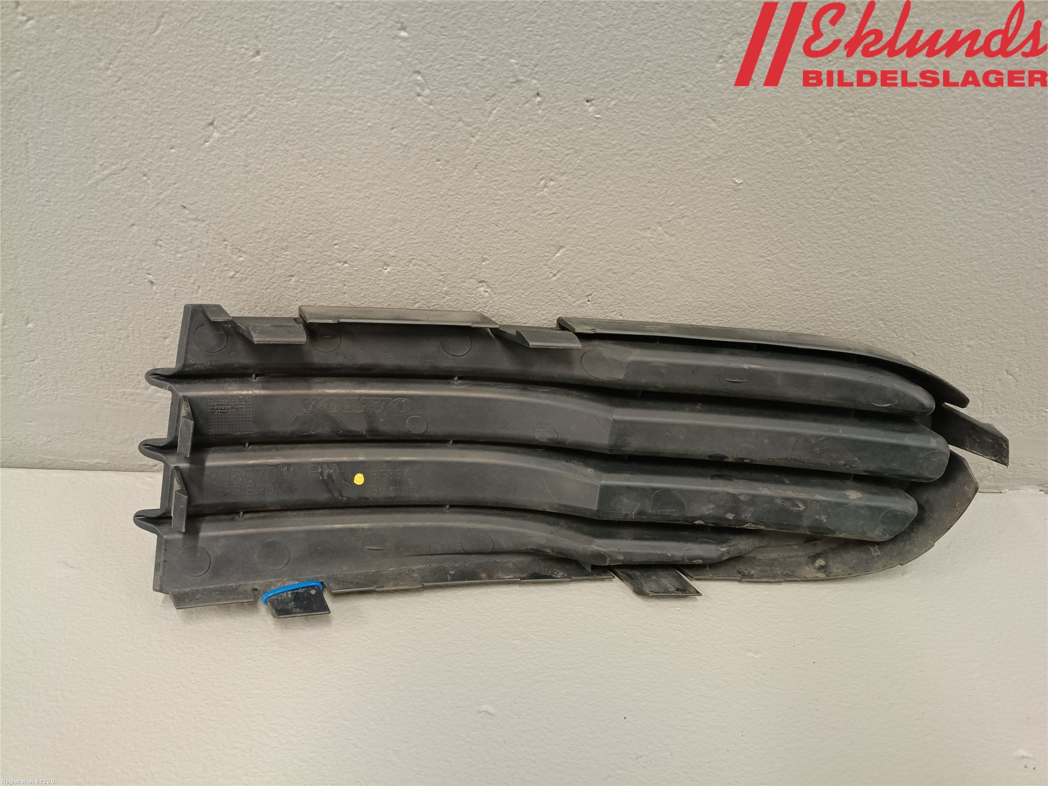 Volvo S40 04-07 Stöt Utfyllnad-List-Grill