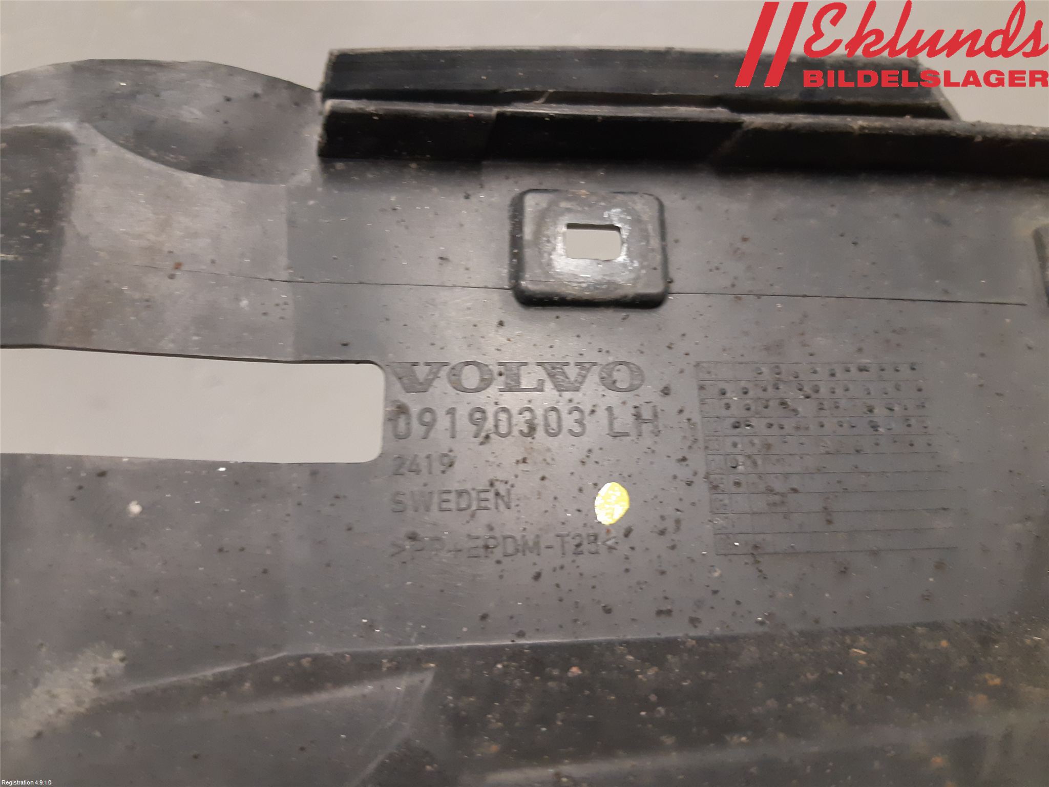 Volvo S60 01-04 Stötfångarfäste Fram Vä