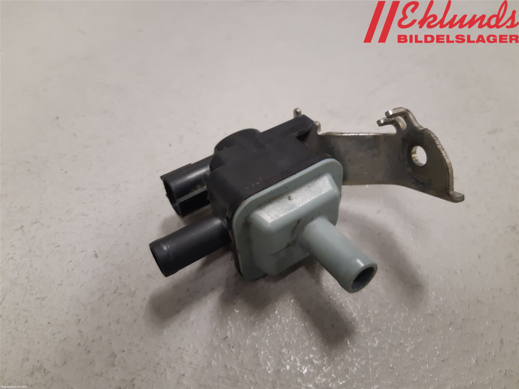 Toyota RAV4 19- Vakuumventil