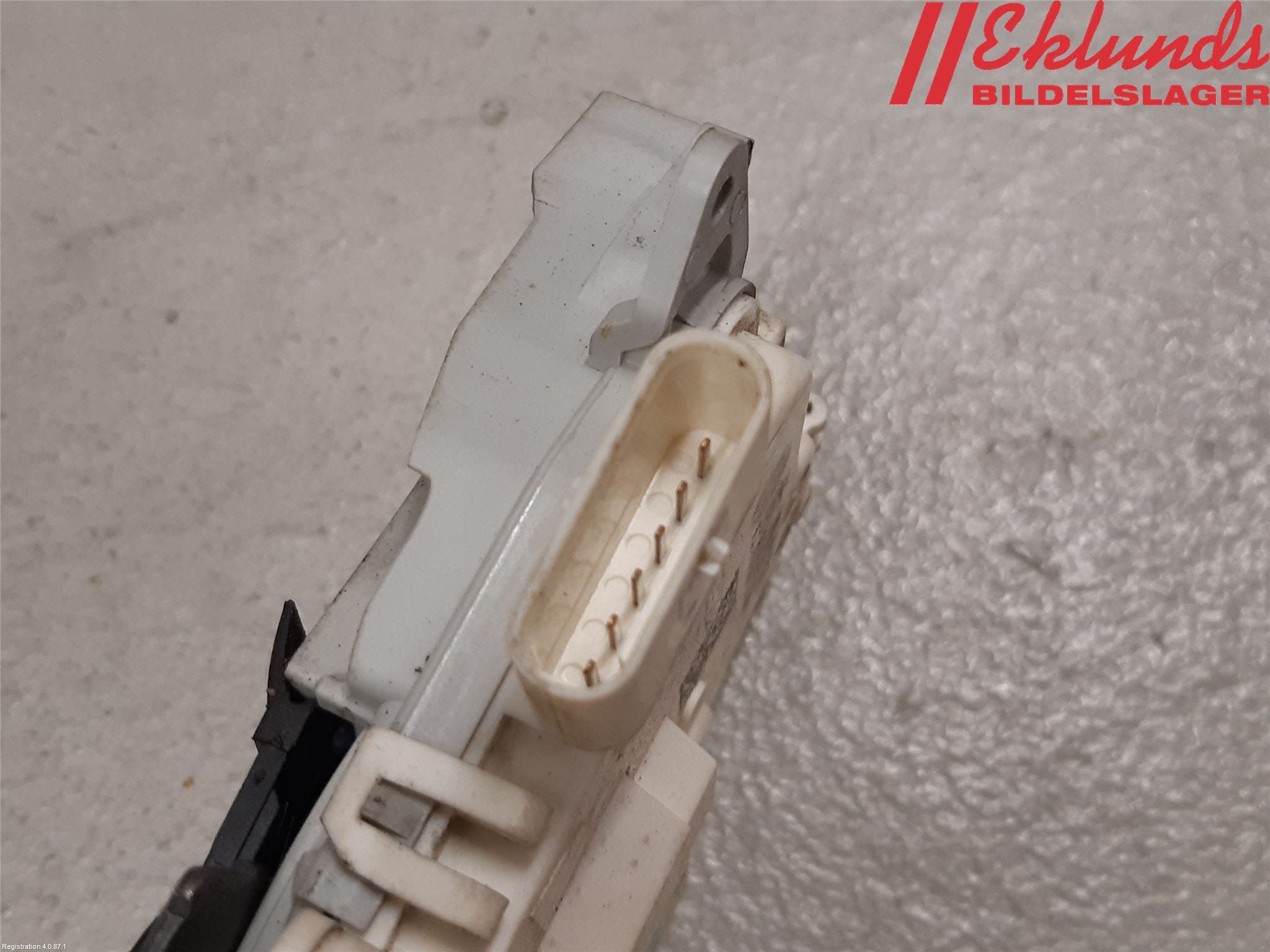 Audi A4 12-15 Låskista-Dörrlås