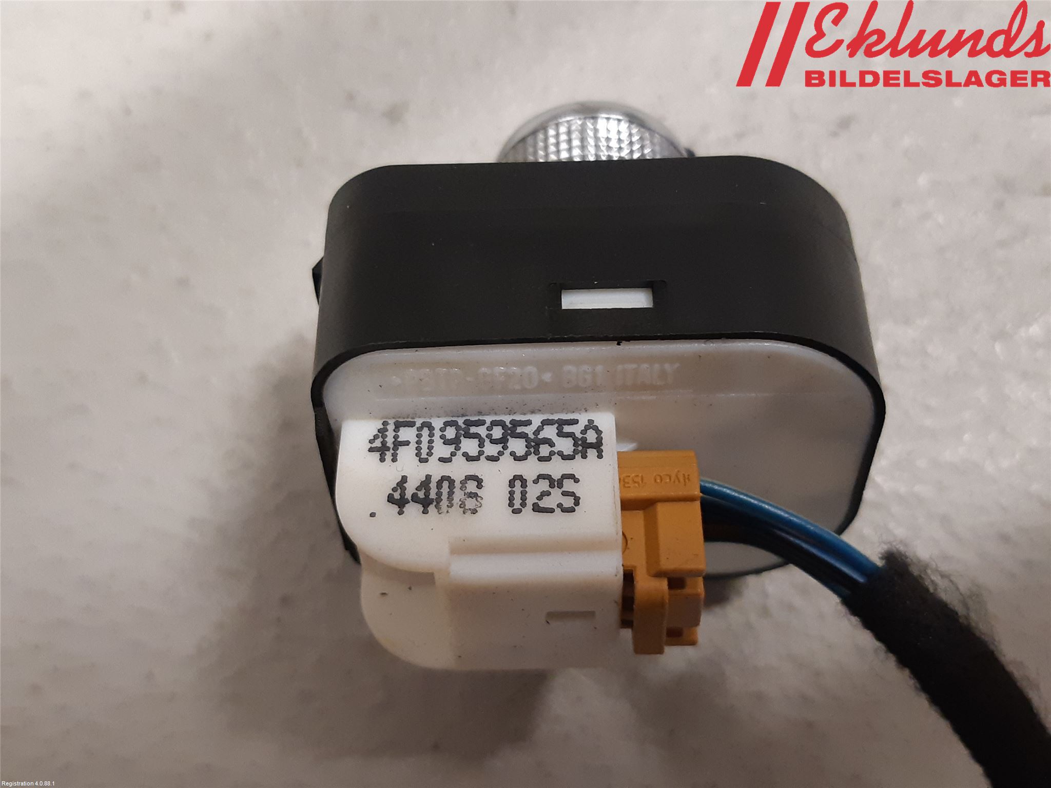 Audi A6/S6     05-11 Strömställare Spegel