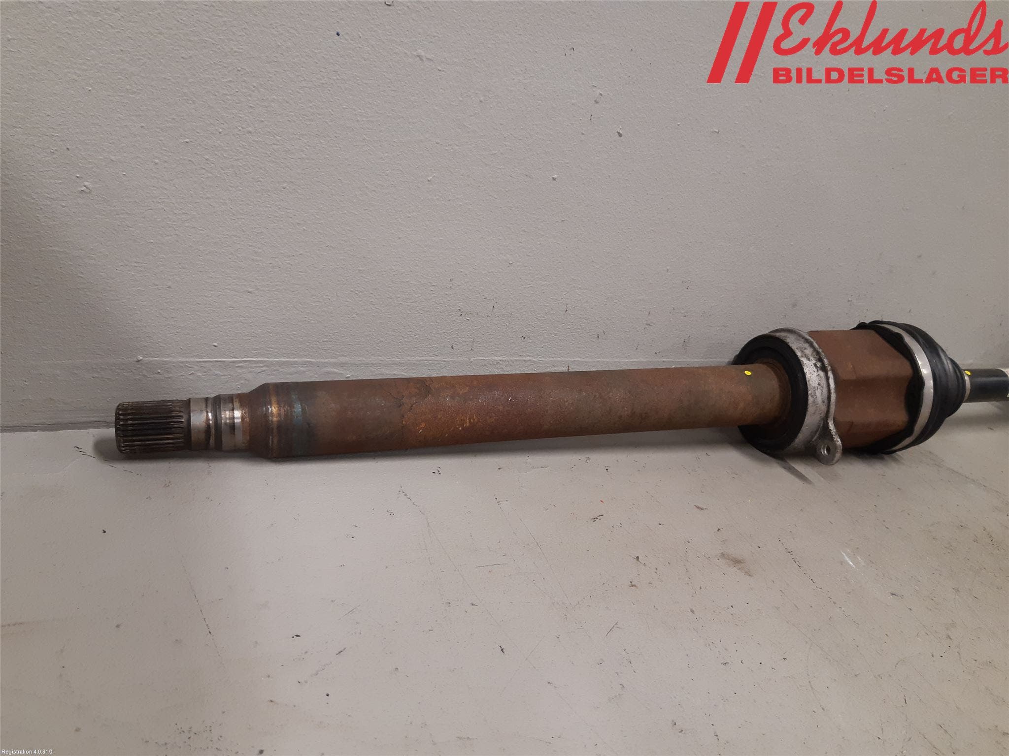 Volvo V70 14-16 Drivaxel Fram Höger