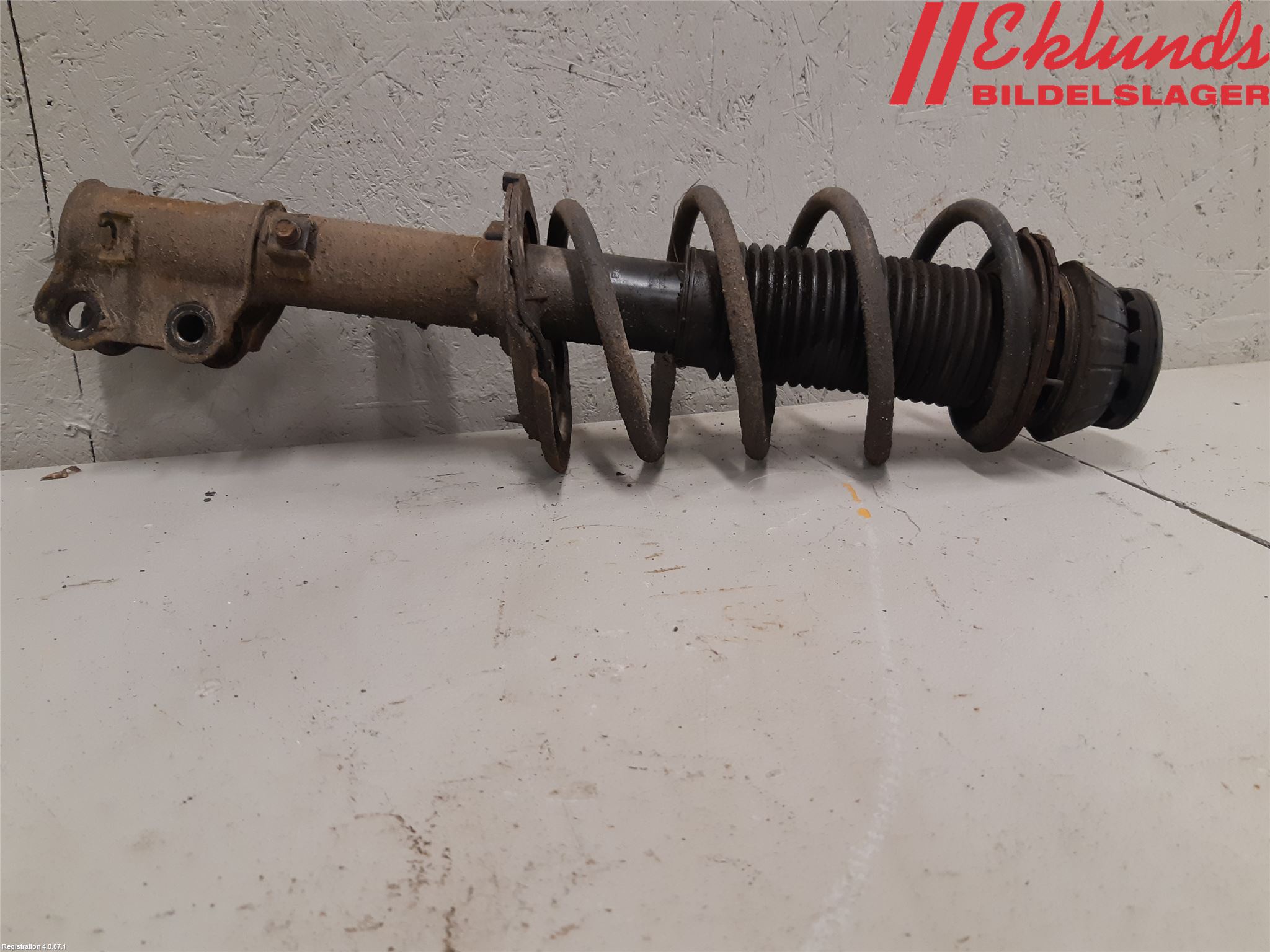 Kia RIO 12-16 Fjäderben Fram Höger