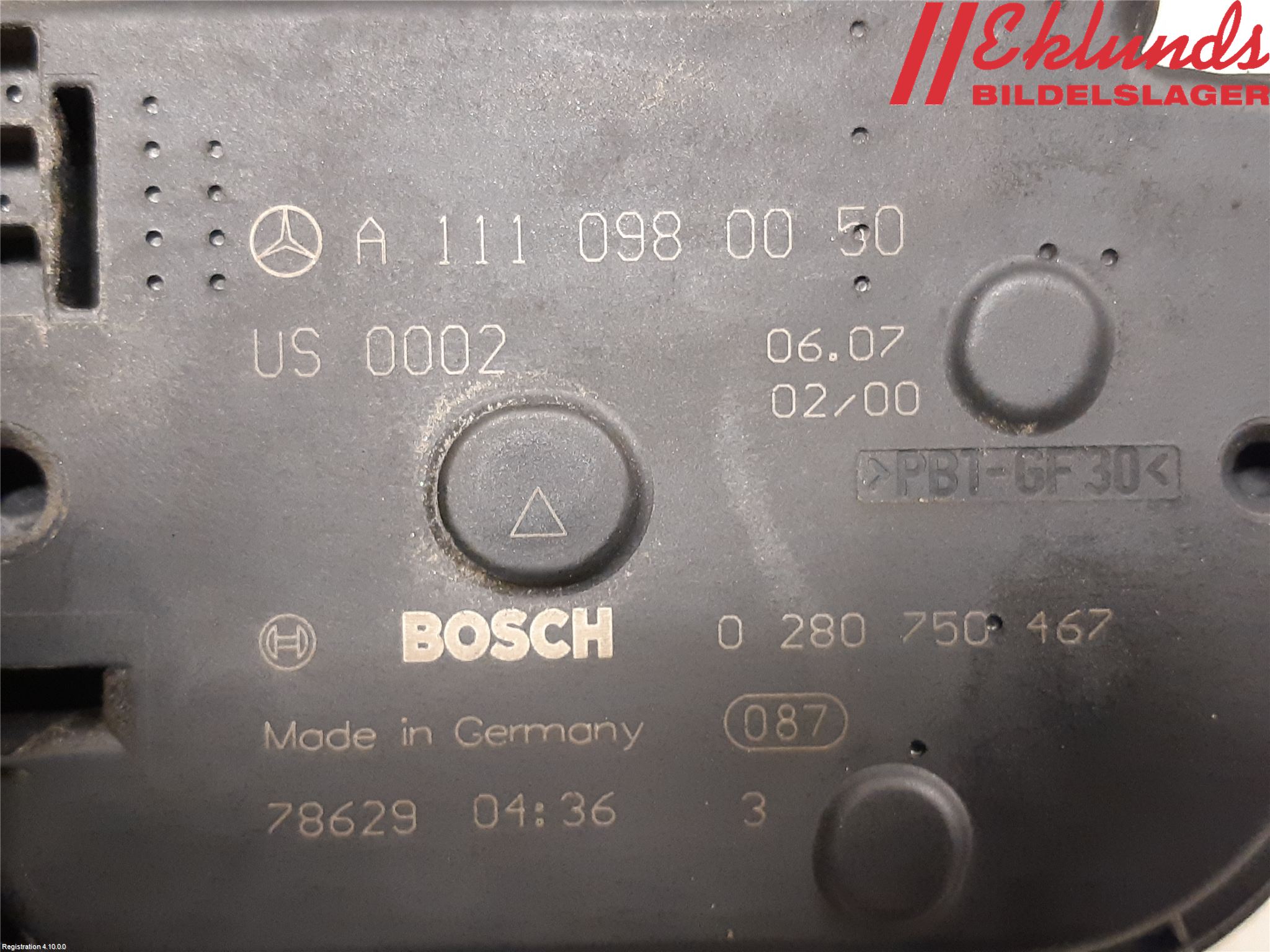 Mercedes-Benz MB C-KLASS (W204) 07-15 Injspjällhus
