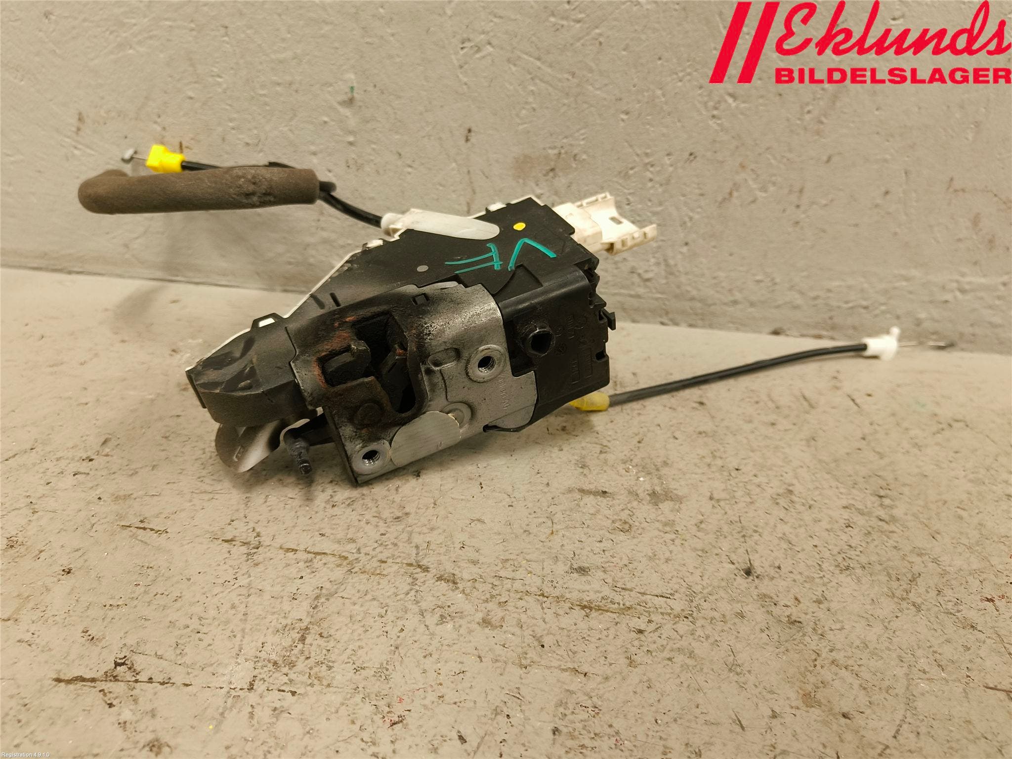 Peugeot EXPERT 15-16 Låskista-Dörrlås