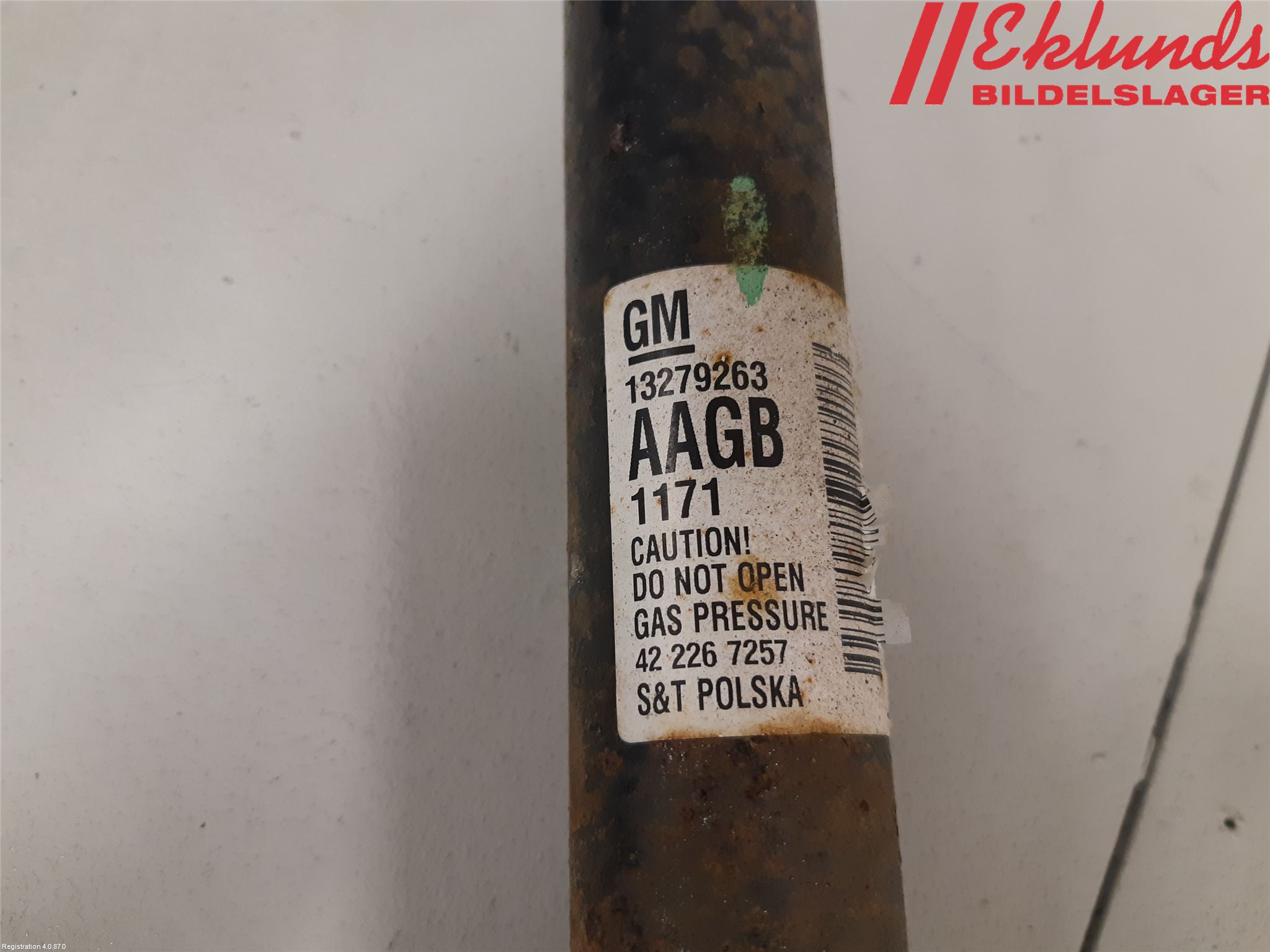 Opel ASTRA J 10-15 Stötdämpare Bak