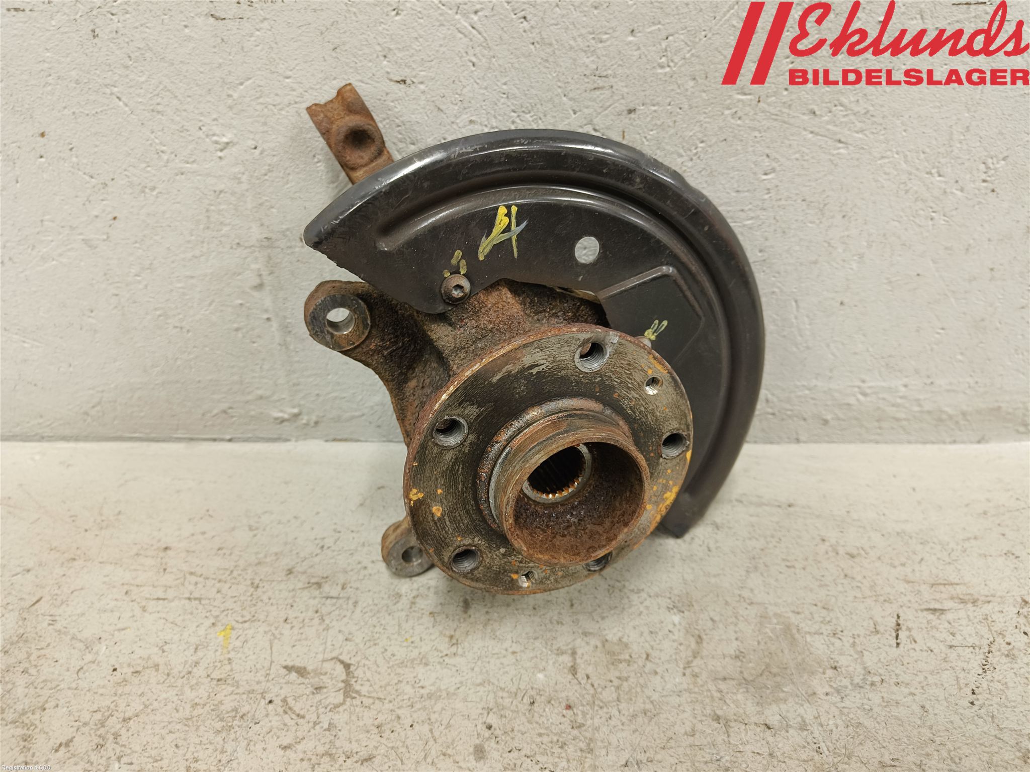 Renault EXPRESS 21- Styrspindel Lagerhus Vä