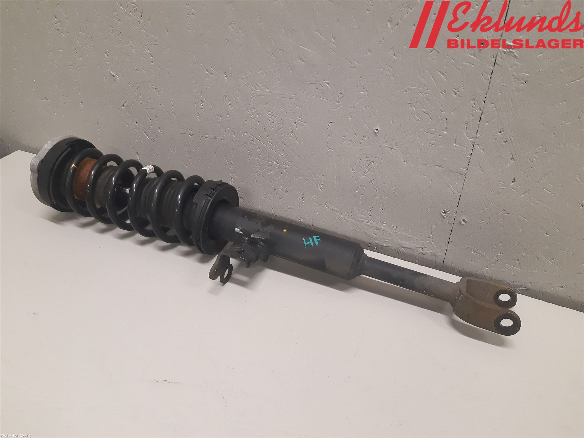 BMW 5 F10/F11/F18 09-17 Fjäderben Fram Höger