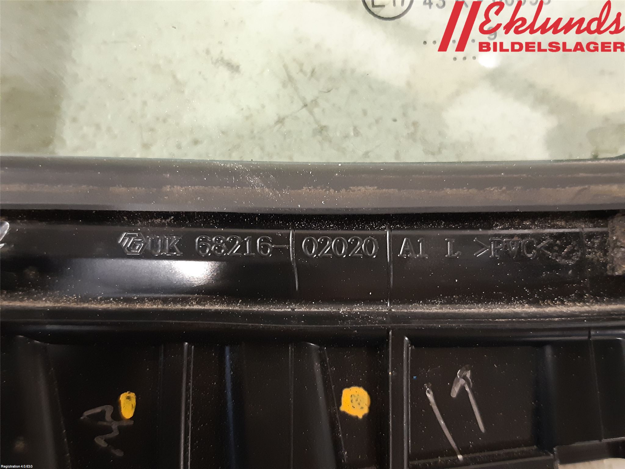 Toyota COROLLA 19- Dörruta Fram Lilla Vä