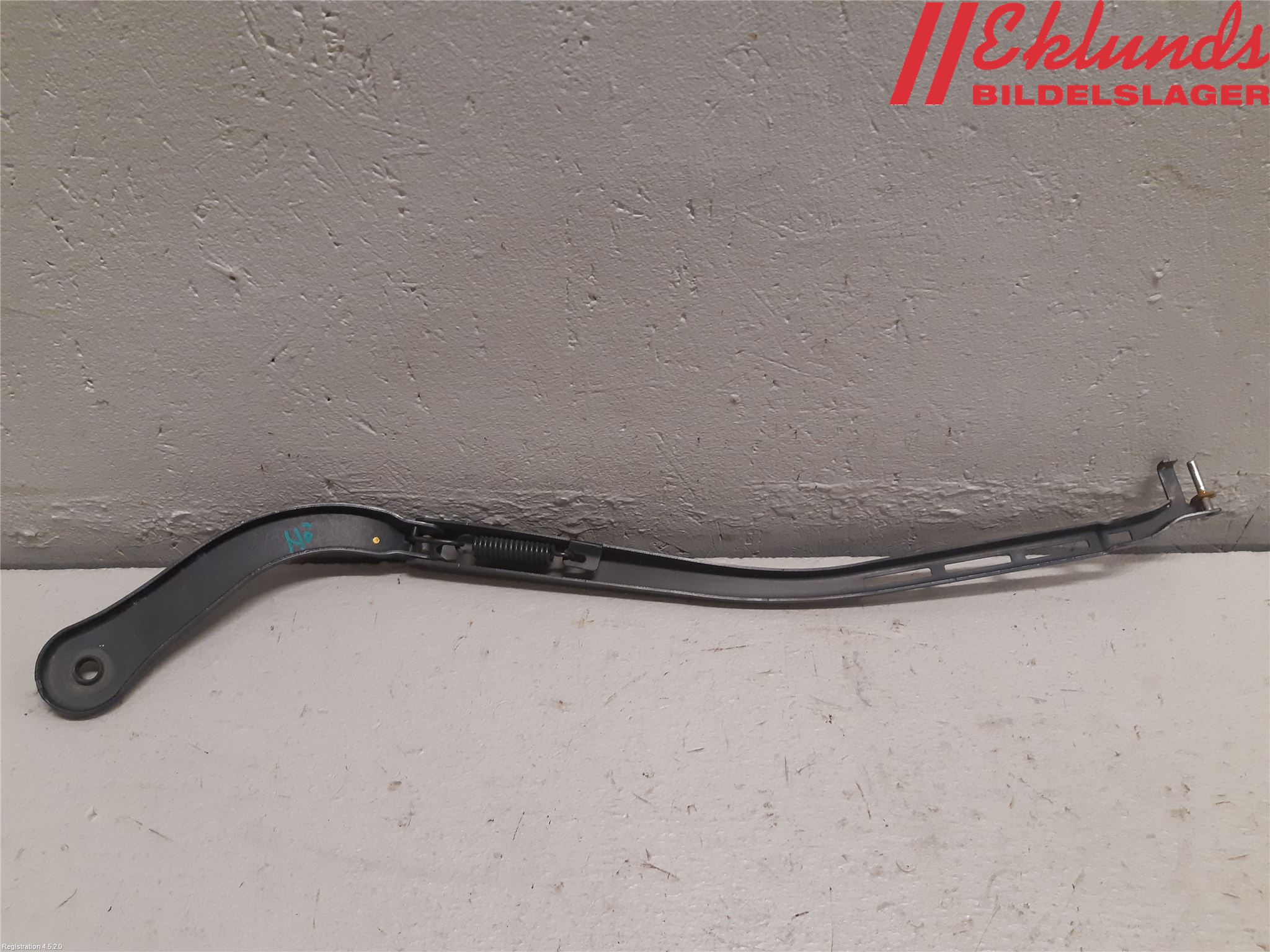 BMW 3 E90/91 SED/TOU 05-12 Torkararm Armar Vindruta