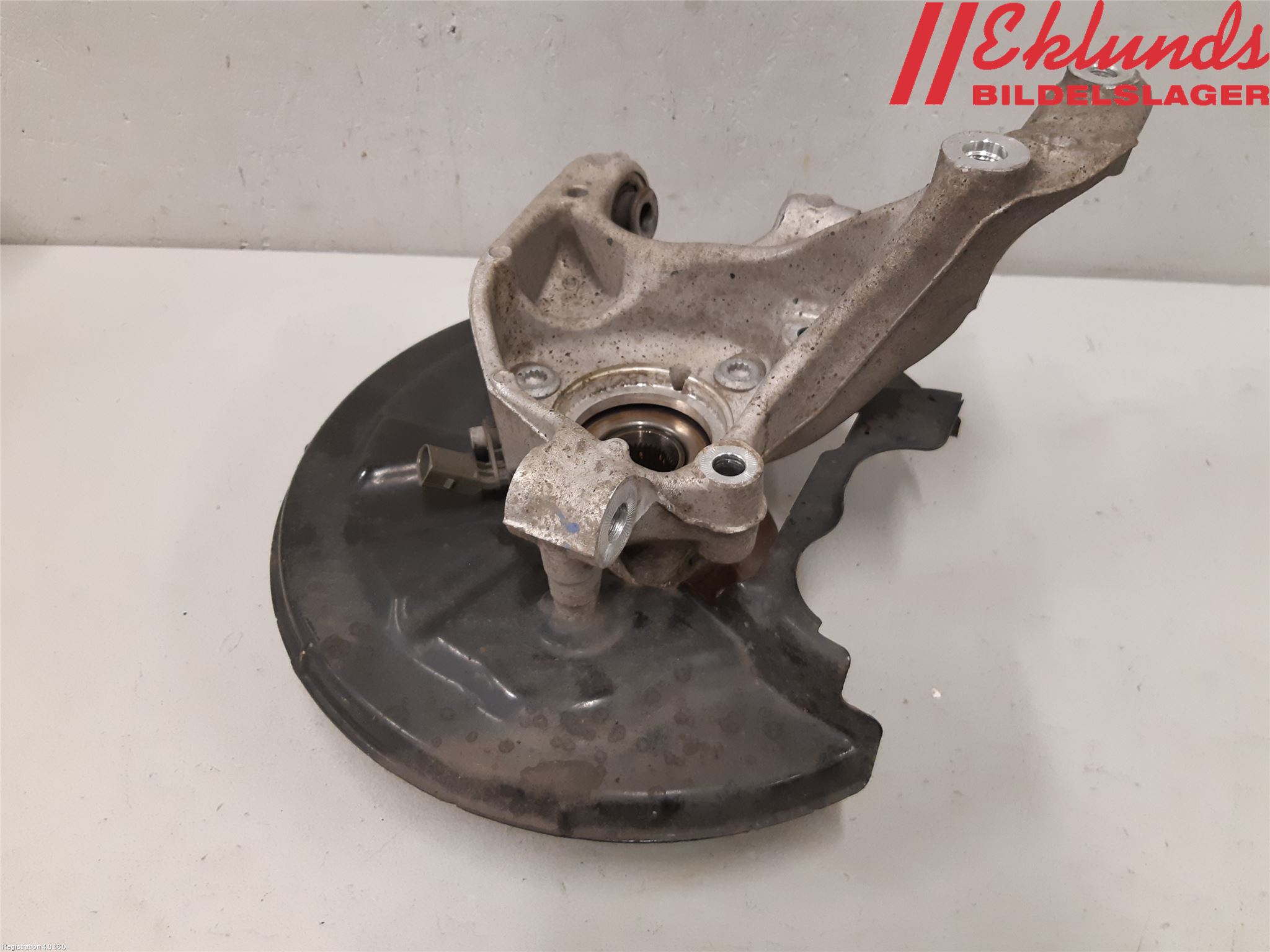 Seat TARRACO 19- Hjullagerhus-Spindel Hö B