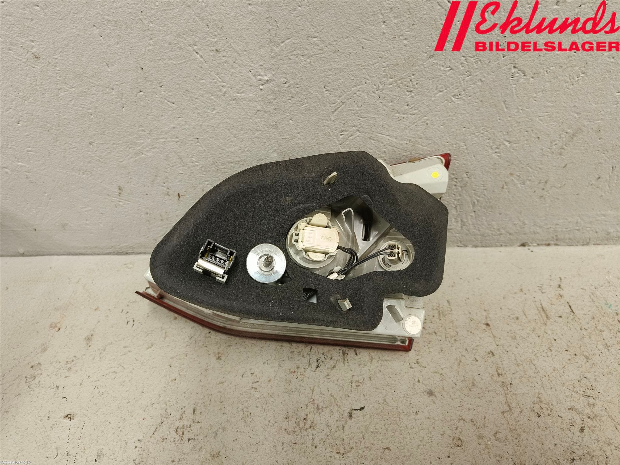 Peugeot 308 14-21 Bakljus Lucka Vä