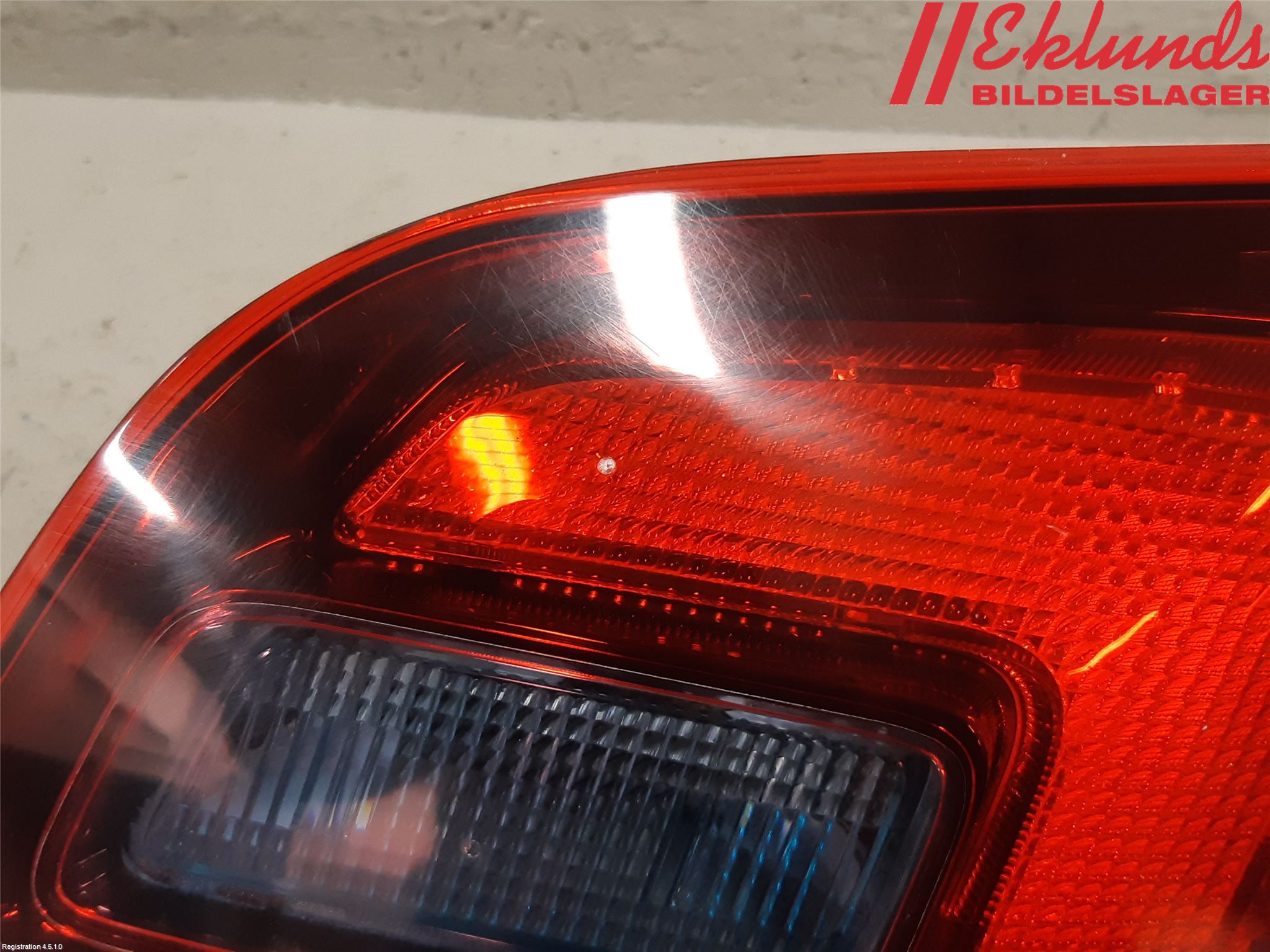 Opel ASTRA J 10-15 Bakljus Lucka Hö