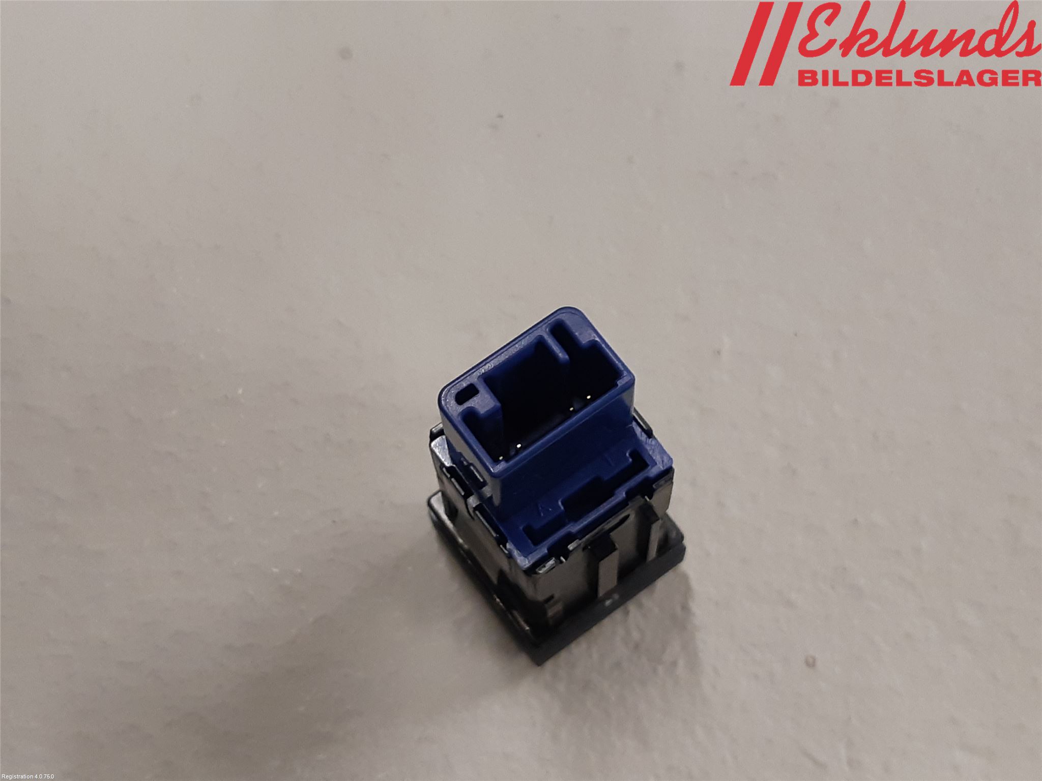 Toyota COROLLA 19- Strömställare Övrigt