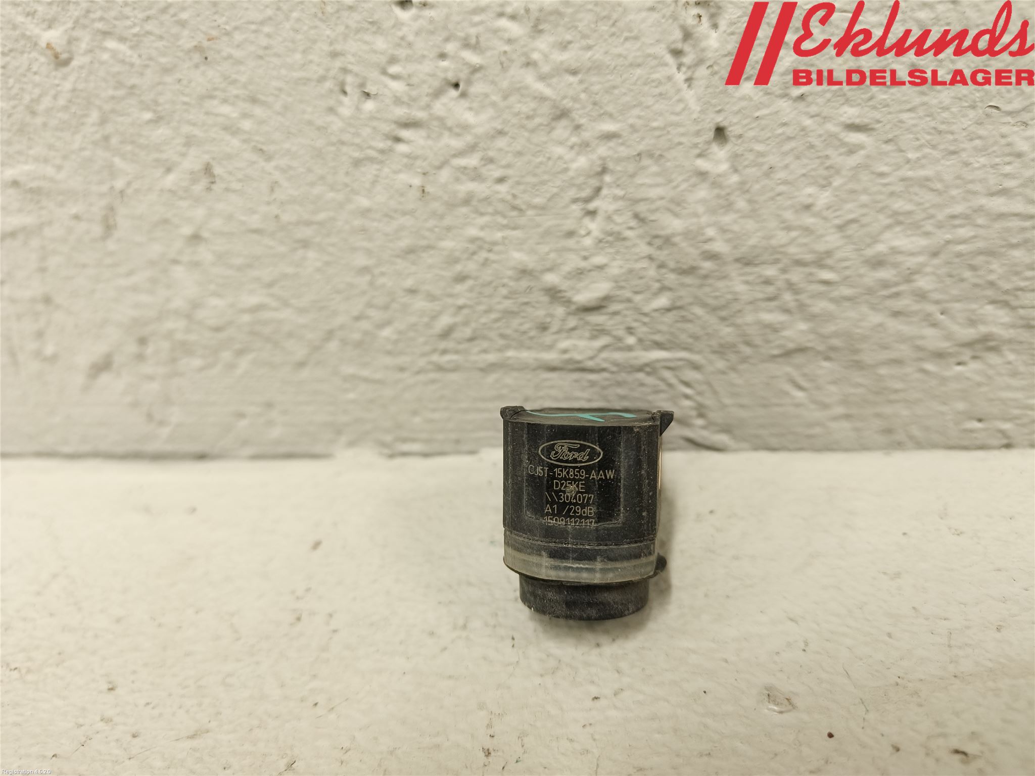 Ford GRAND C-MAX  11-14 Parkeringshjälp Frontsensor