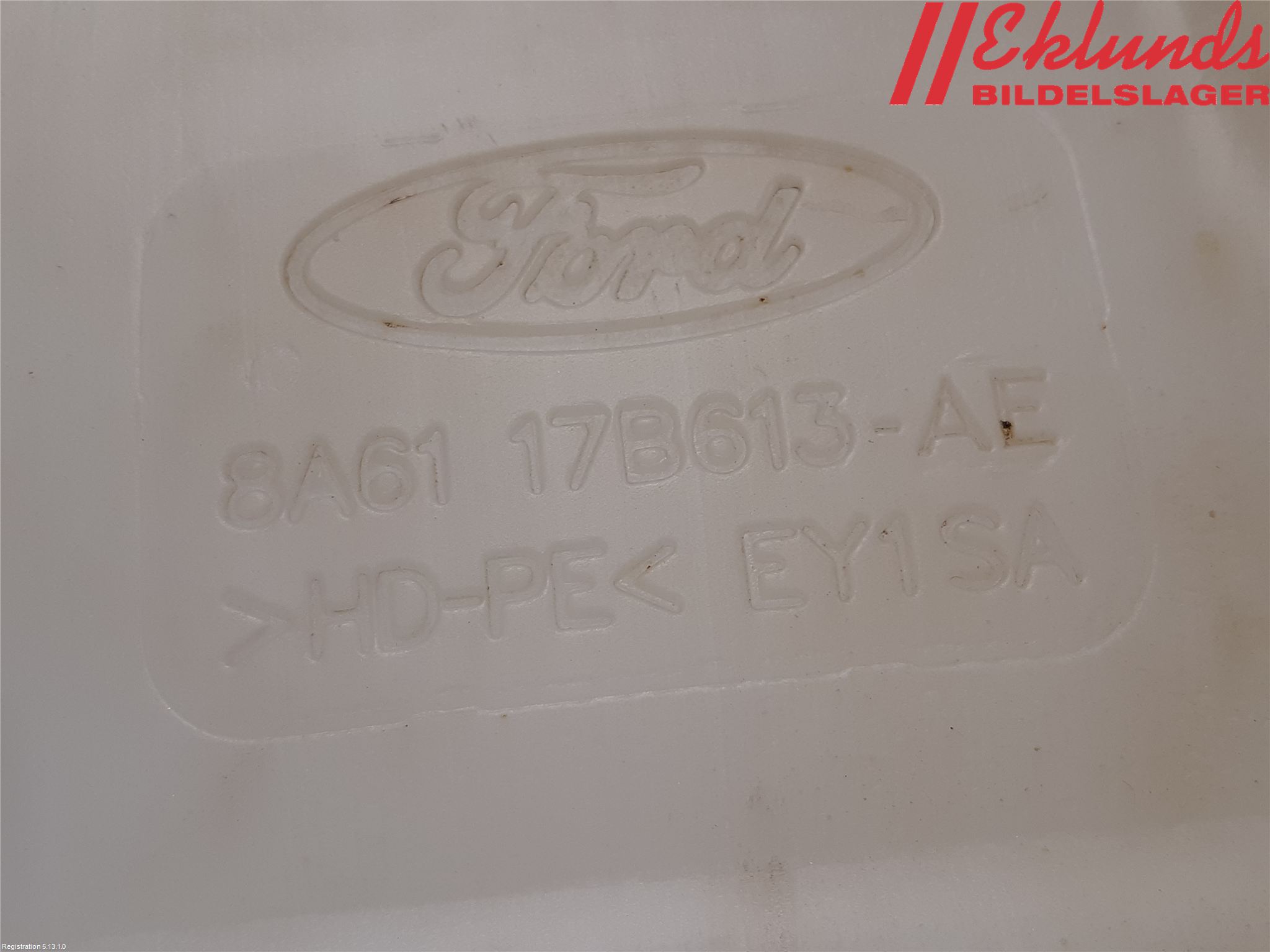 Ford FIESTA 09-12 Spolartank Vindruta
