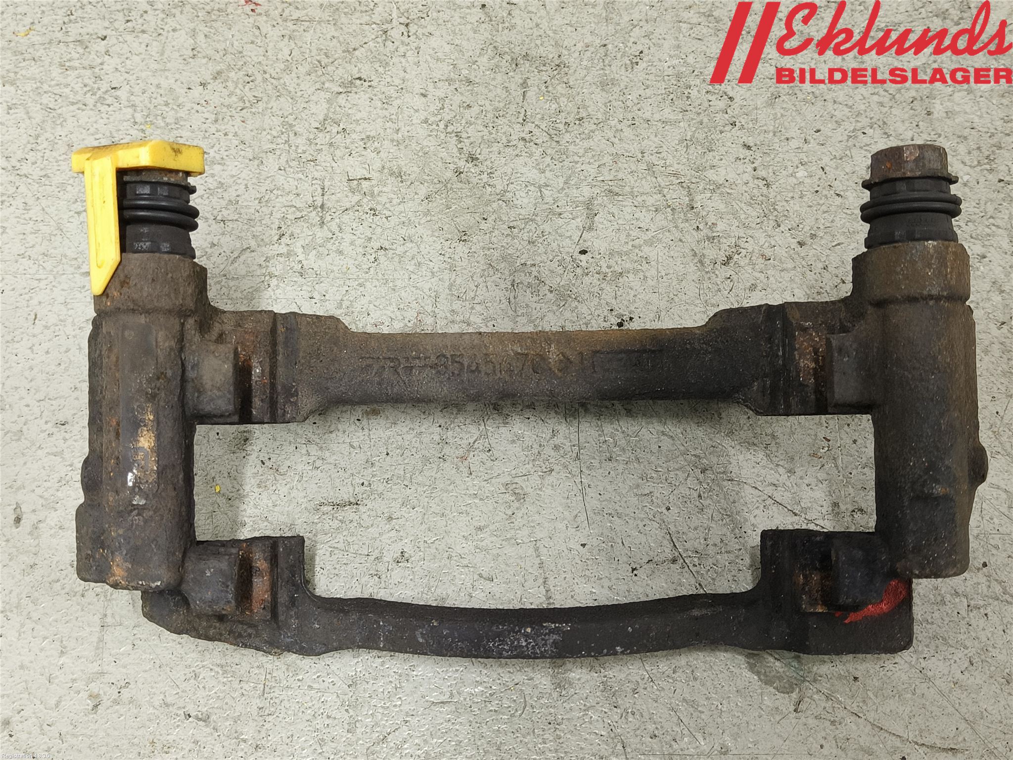 Fiat TALENTO 16- Bromsokshållare