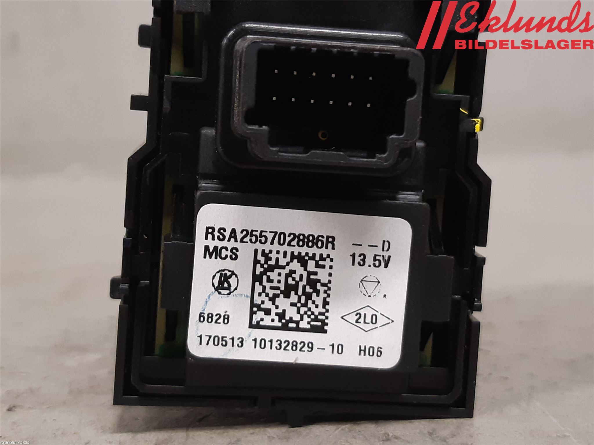 Renault CAPTUR 13-19 Strömställare Spegel