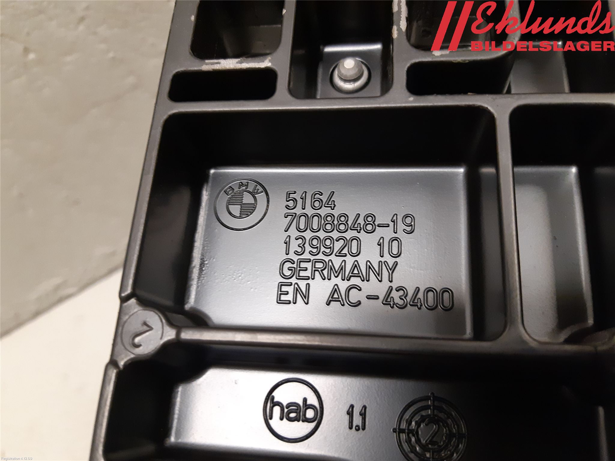 BMW 6 E63/64    02-10 Frontplåt