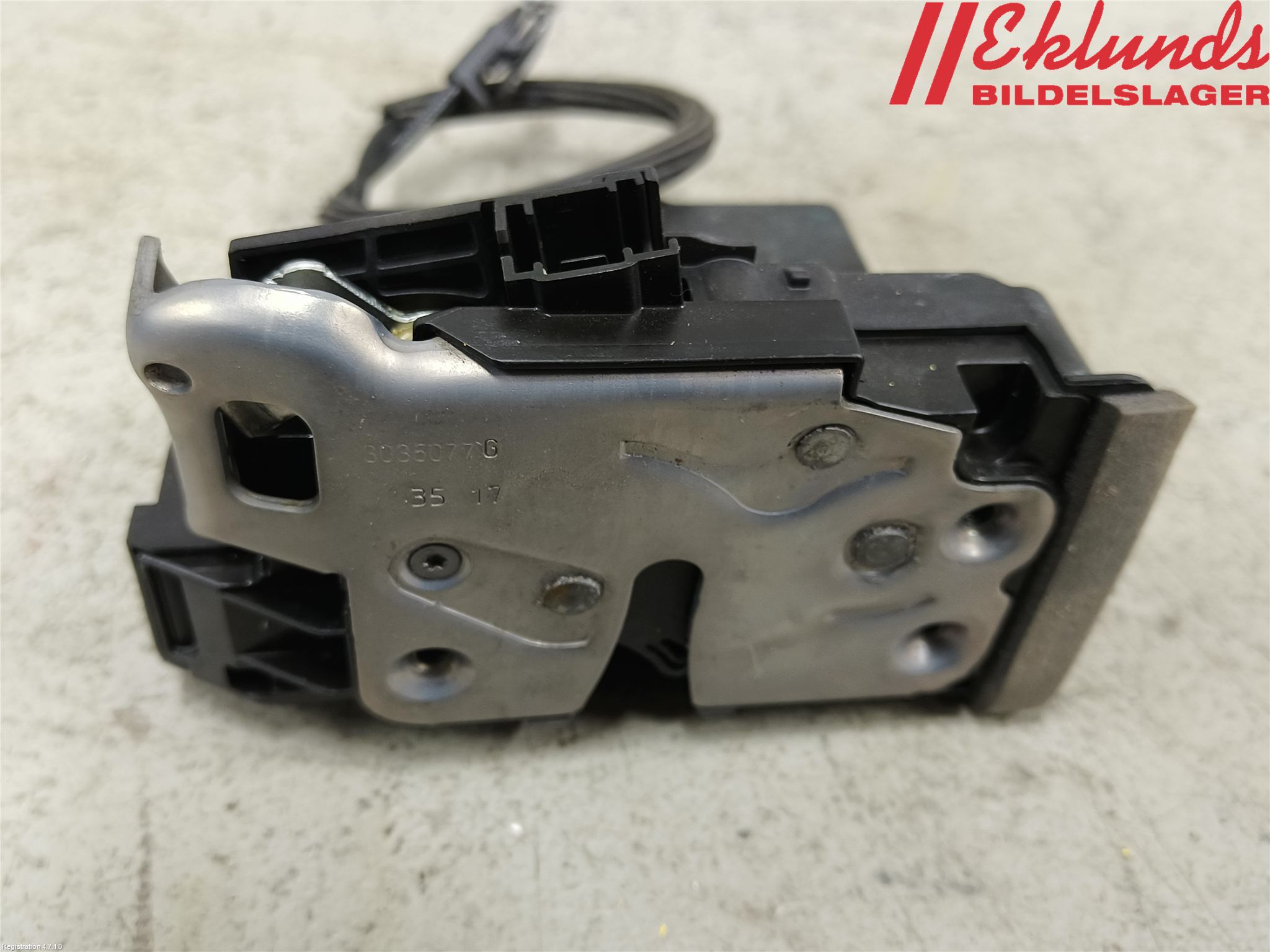 Opel INSIGNIA 17- Låskista-Dörrlås