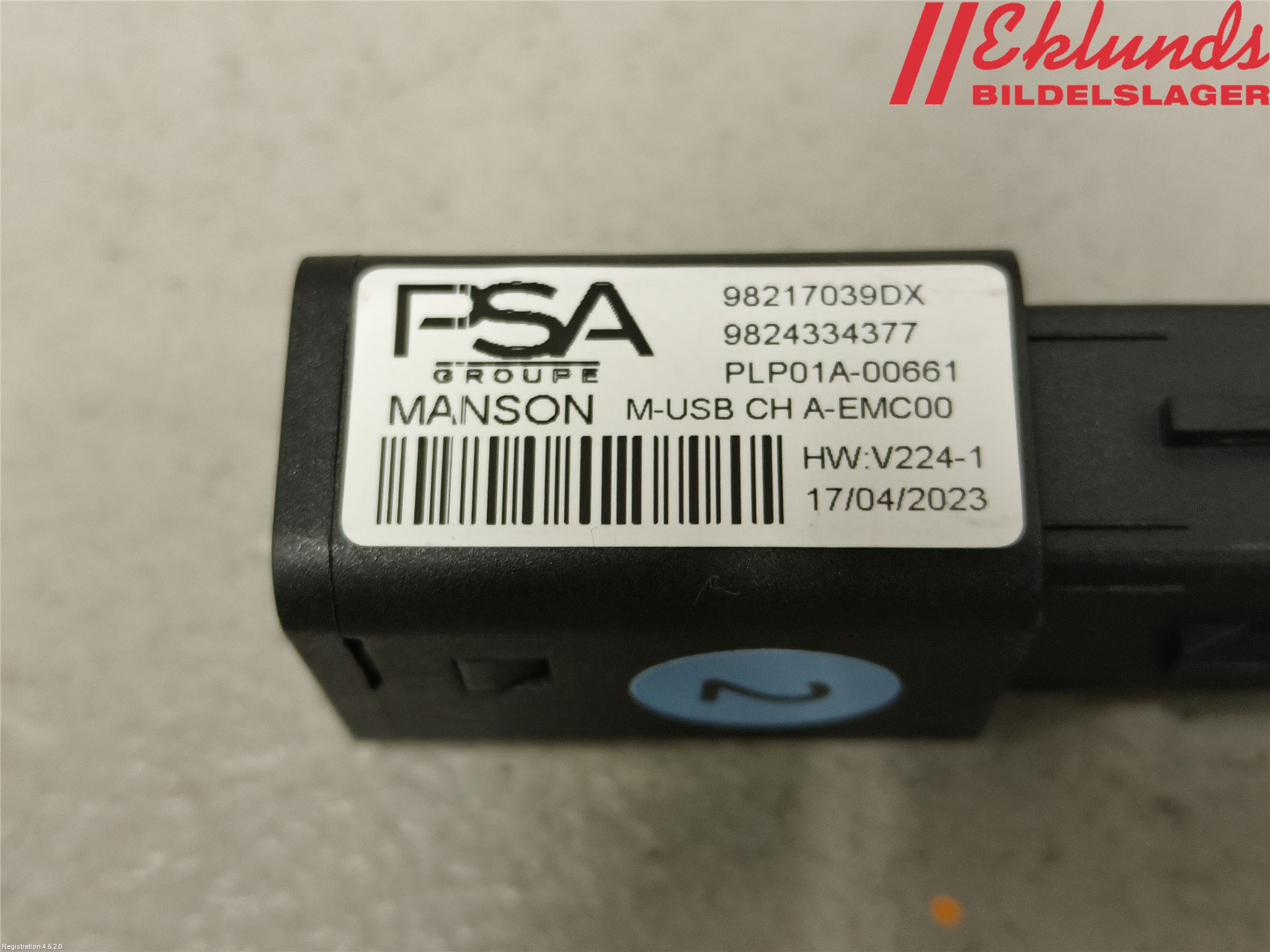 Peugeot 2008/E-2008 20- Usb Connection