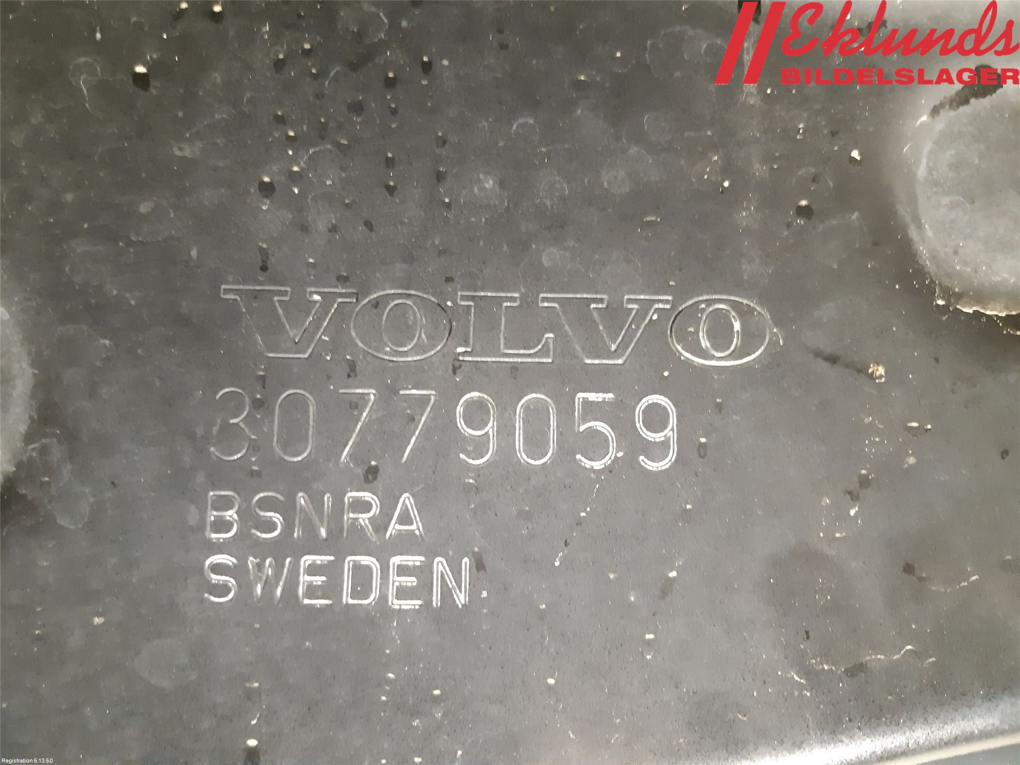 Volvo V60 11-13 Huv Fram