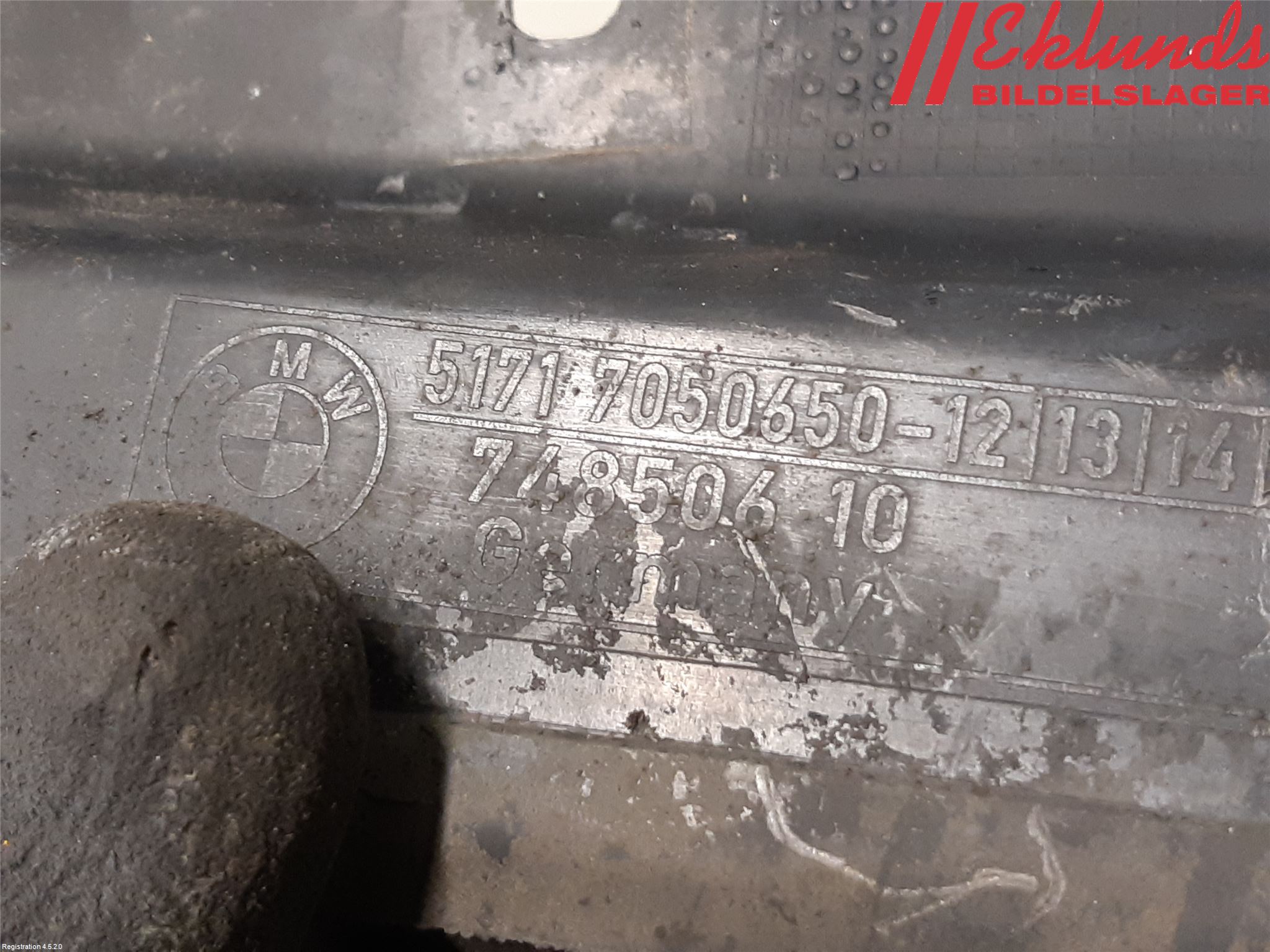 BMW 5 E60/61 Sed/Tou 02-10 Deflektor Plåt-Plast Kylning
