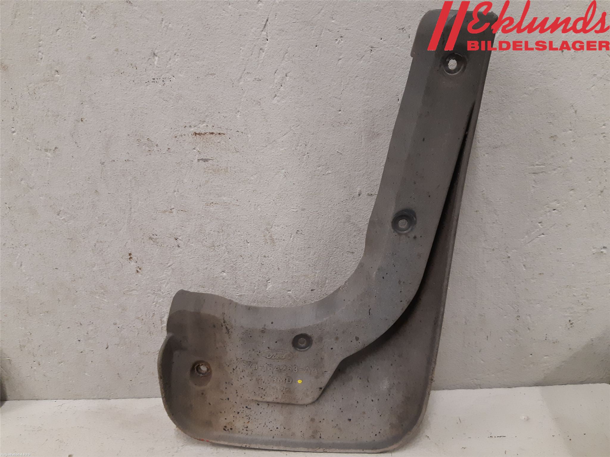 Ford MONDEO 07-15 Stänkskydd