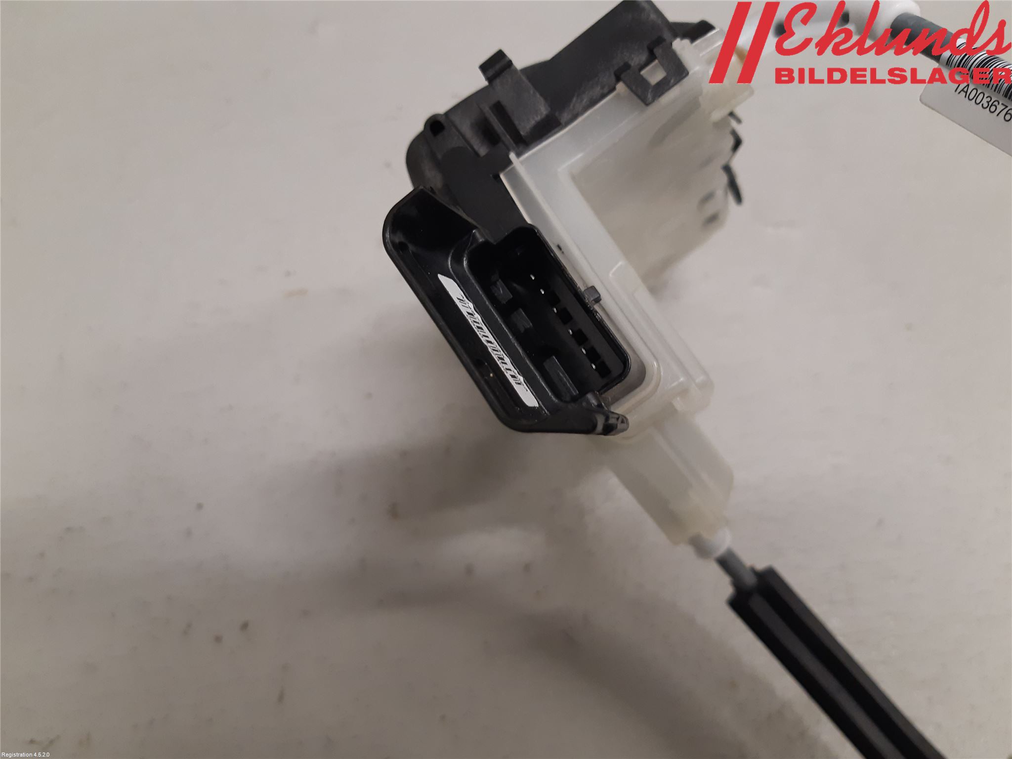 Opel MOKKA 21- Låskista-Dörrlås