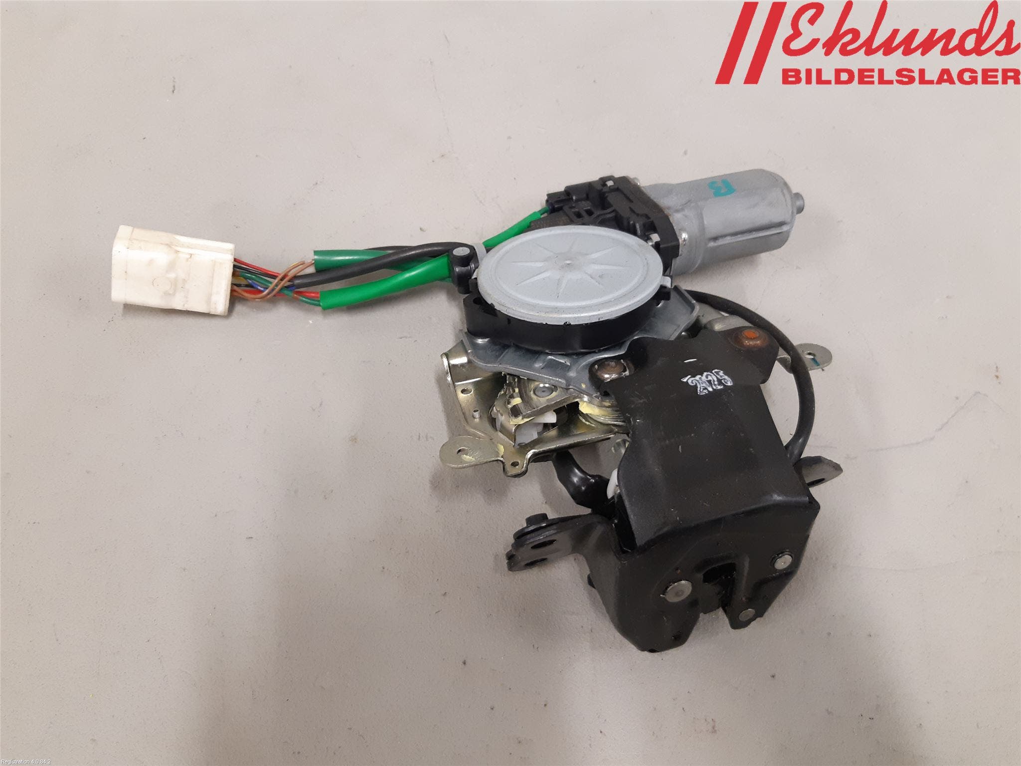 Mitsubishi OUTLANDER 13-21 Låskista Baklucka