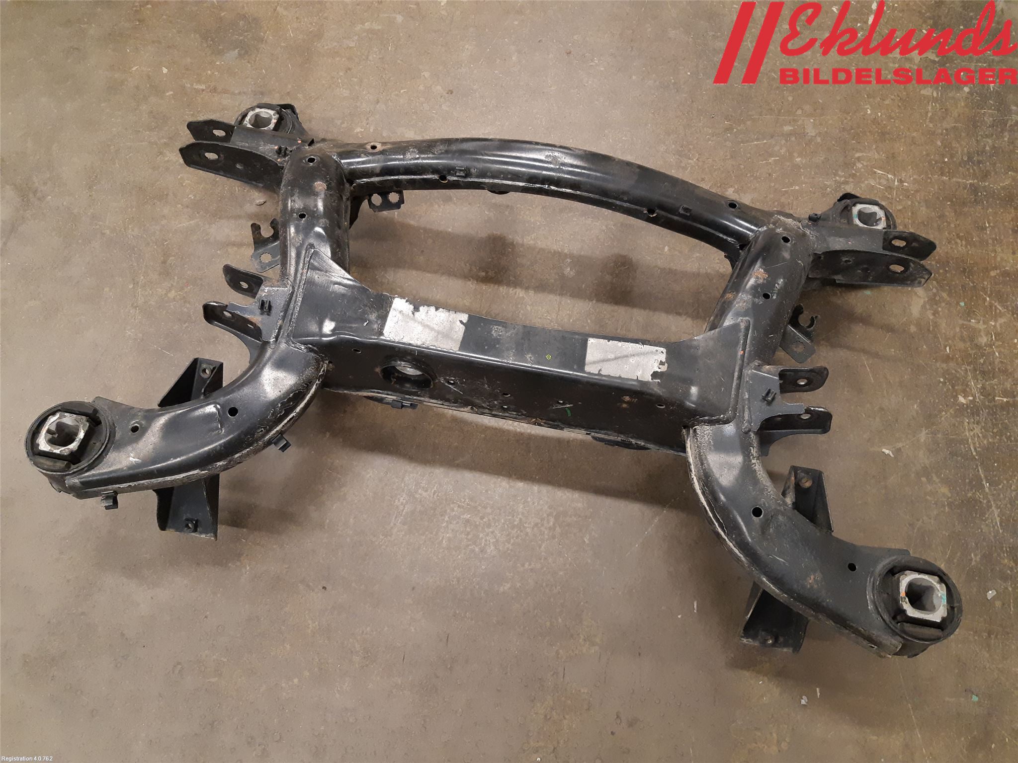 BMW X5 F15 13-18 Bakaxelbalk