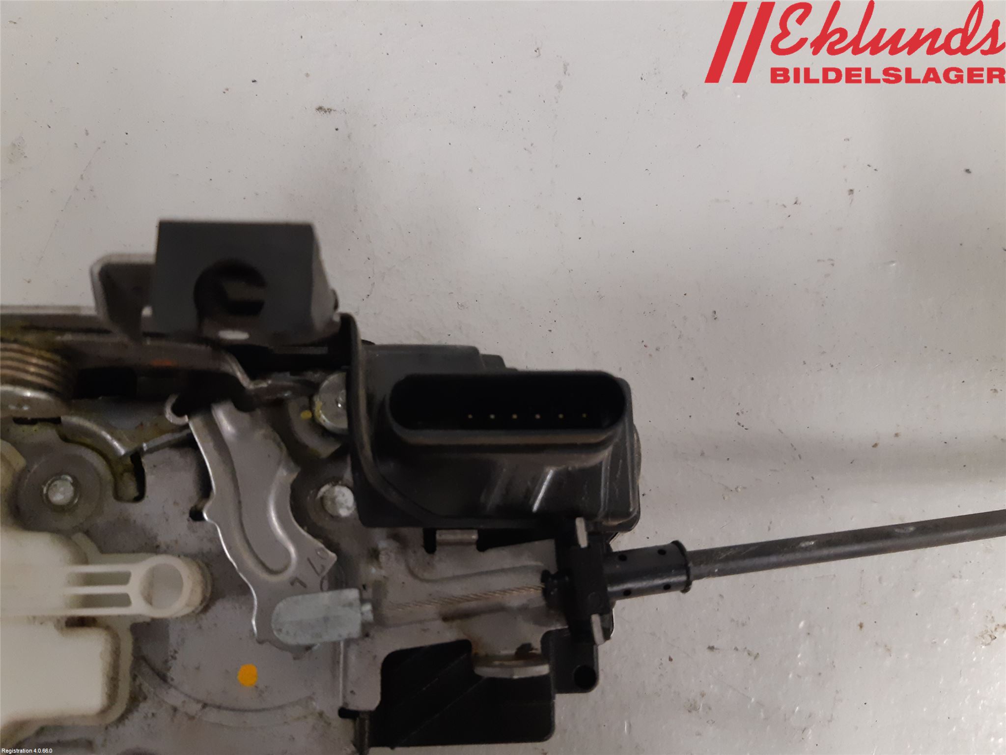 Volvo V40 12-19 Låskista-Dörrlås