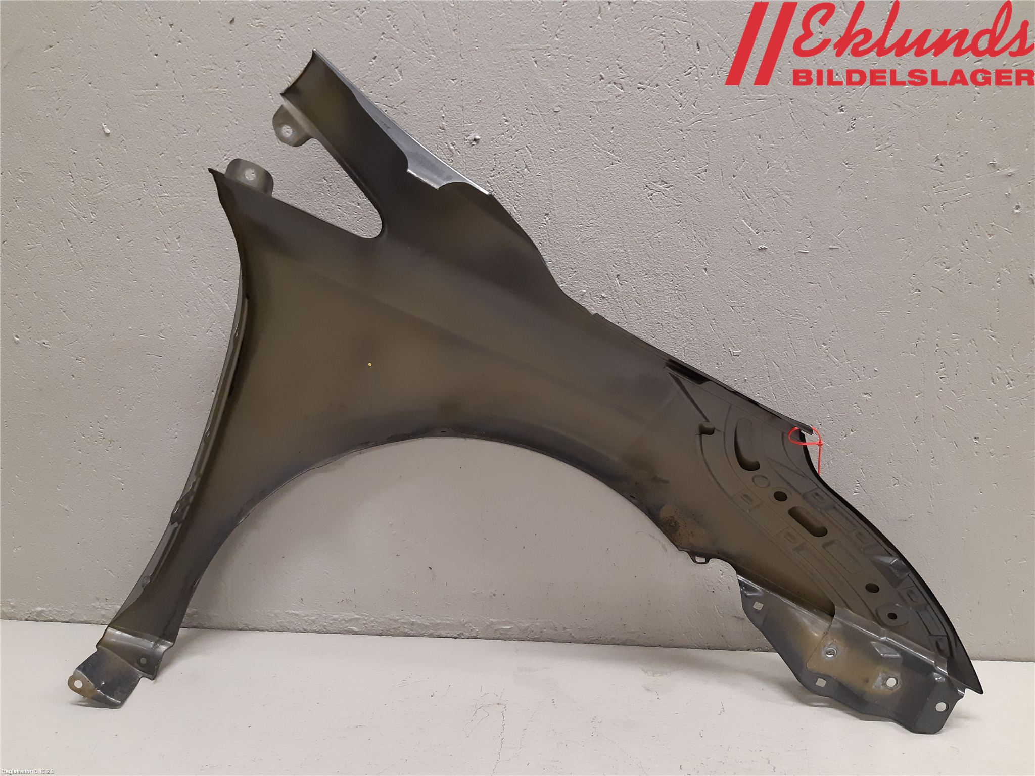 Toyota AVENSIS 09-15 Skärm Fram Vänster