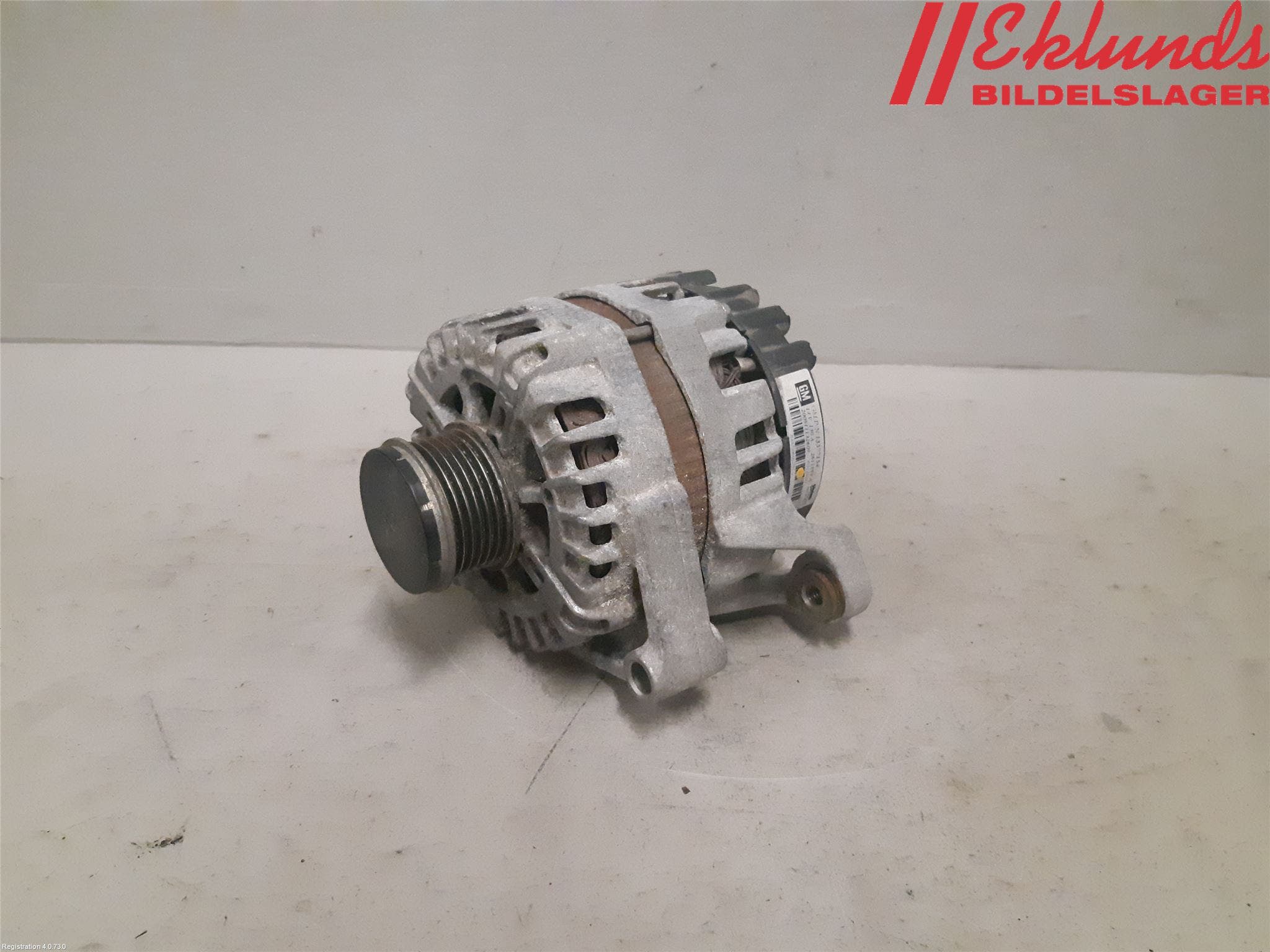 Opel ASTRA J 10-15 Generator