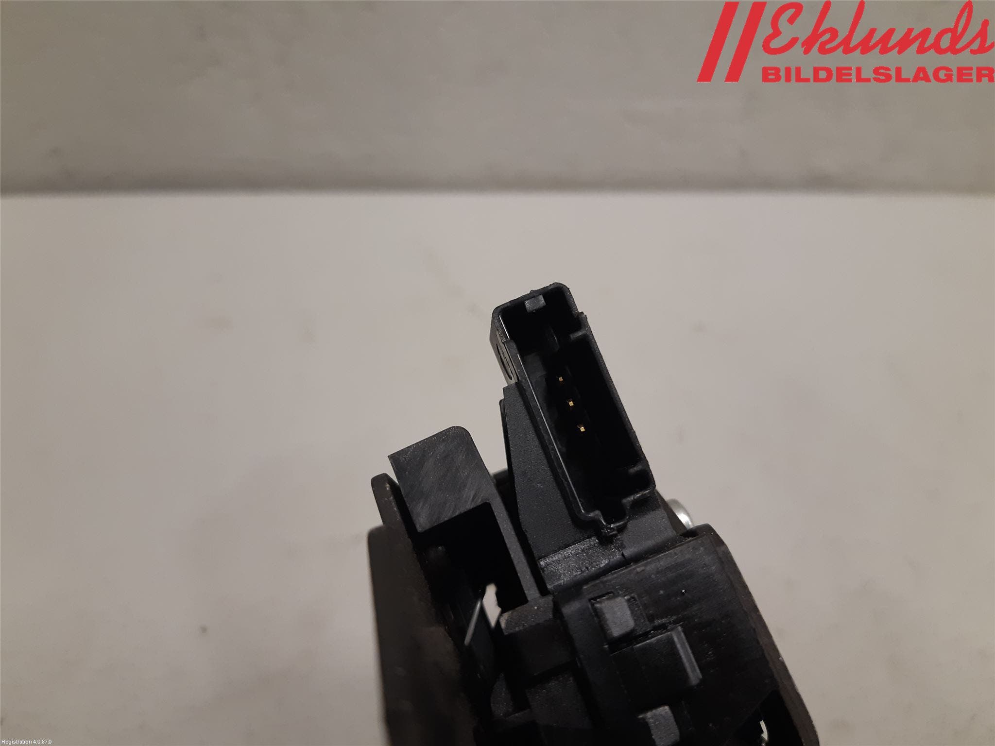 Opel ASTRA J 10-15 Låskista Baklucka