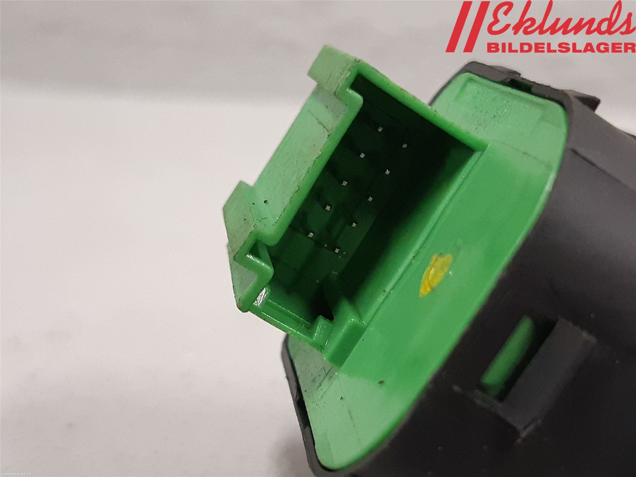 Volkswagen VW TRANSP/CARAVELLE (T5) 04-15 Strömställare Spegel